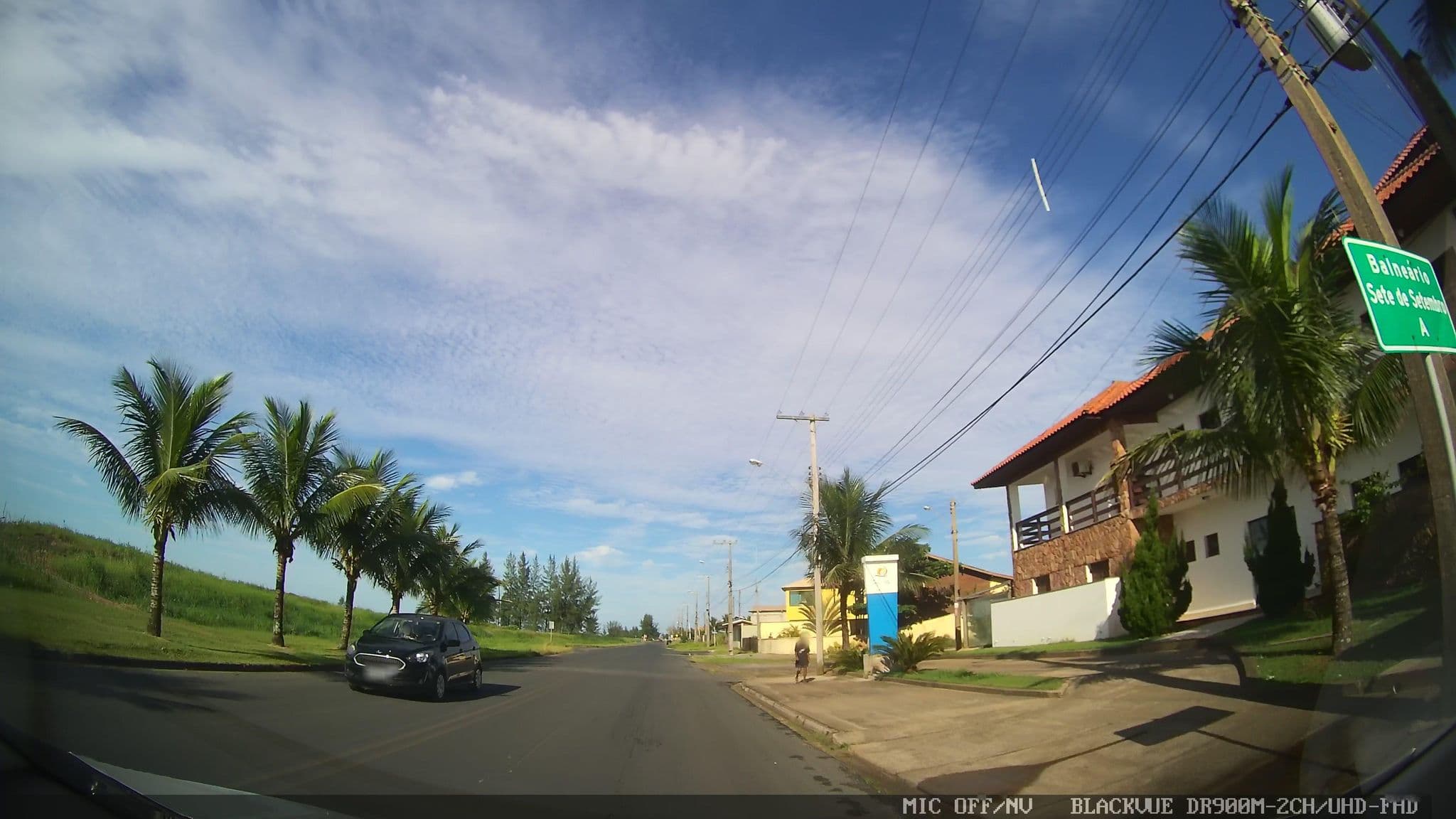 Street view near Hotel Toya, Ilha Comprida — © marciosampaio (CC BY-SA · Mapillary)