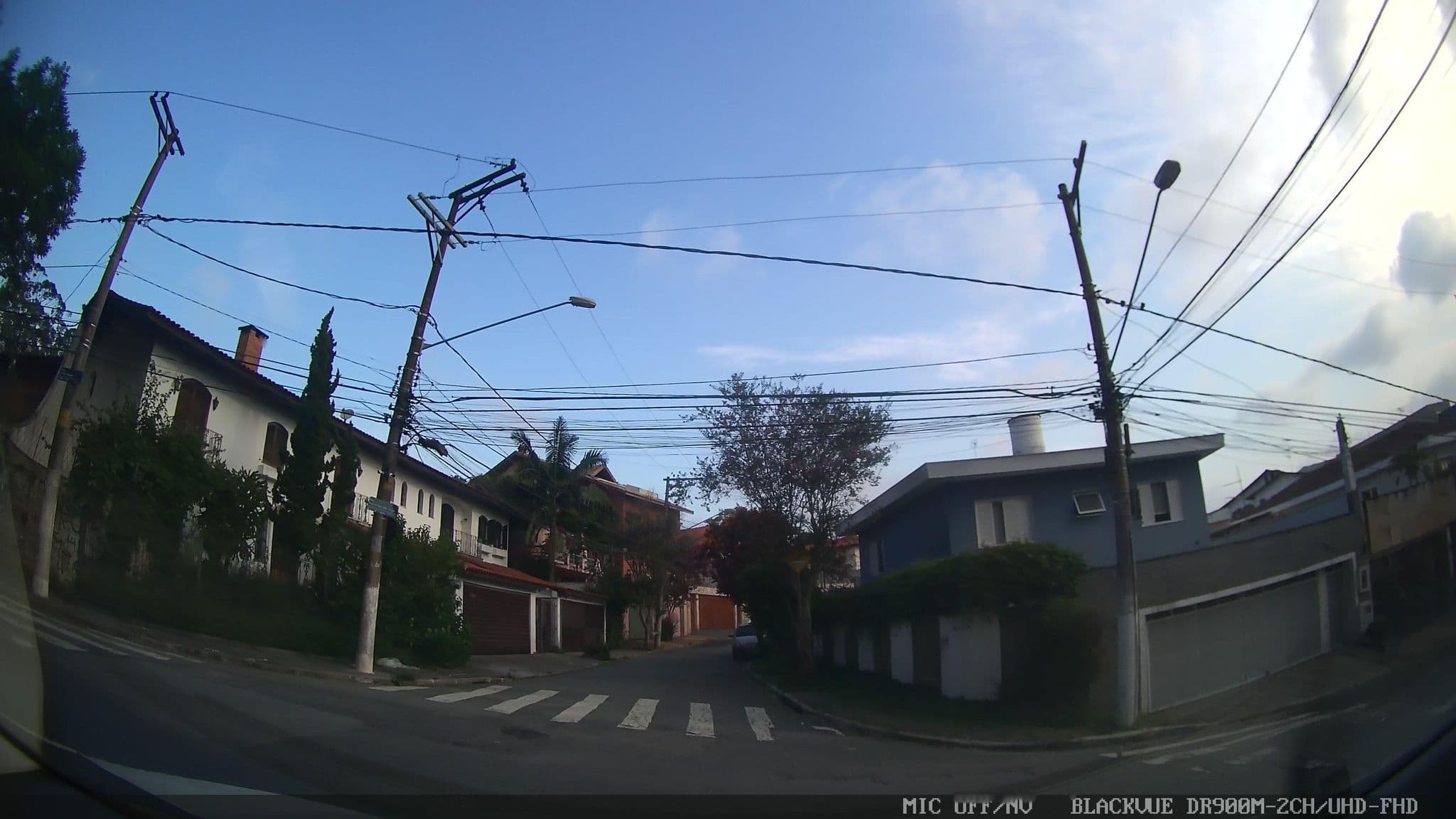 Street view near Play Boy, Butanta — © marciosampaio (CC BY-SA · Mapillary)