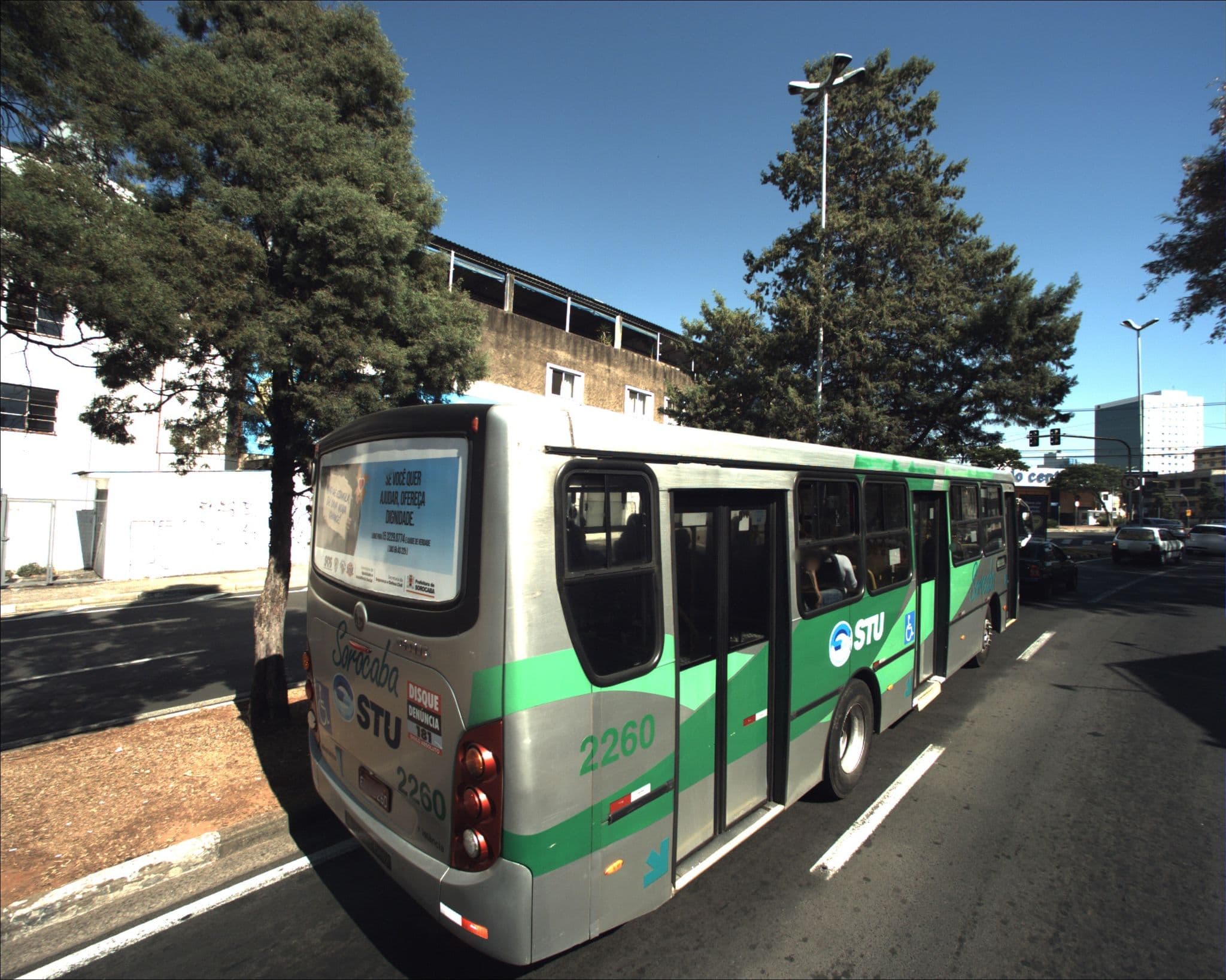 Street view near Hotel Iguaçu, Sorocaba — © mescobar (CC BY-SA · Mapillary)