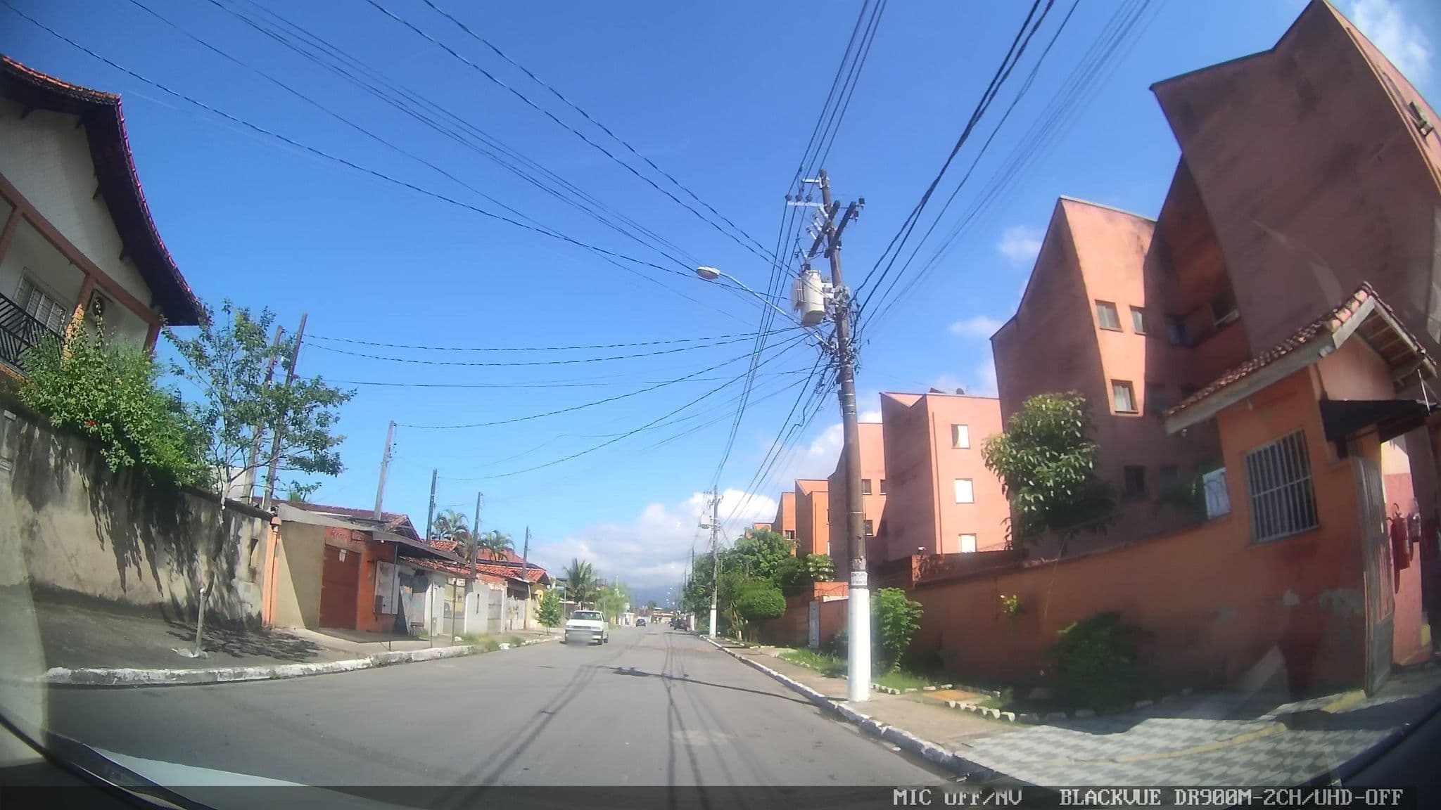 Street view near Pousada Sal Brasil, Praia Grande — © marciosampaio (CC BY-SA · Mapillary)