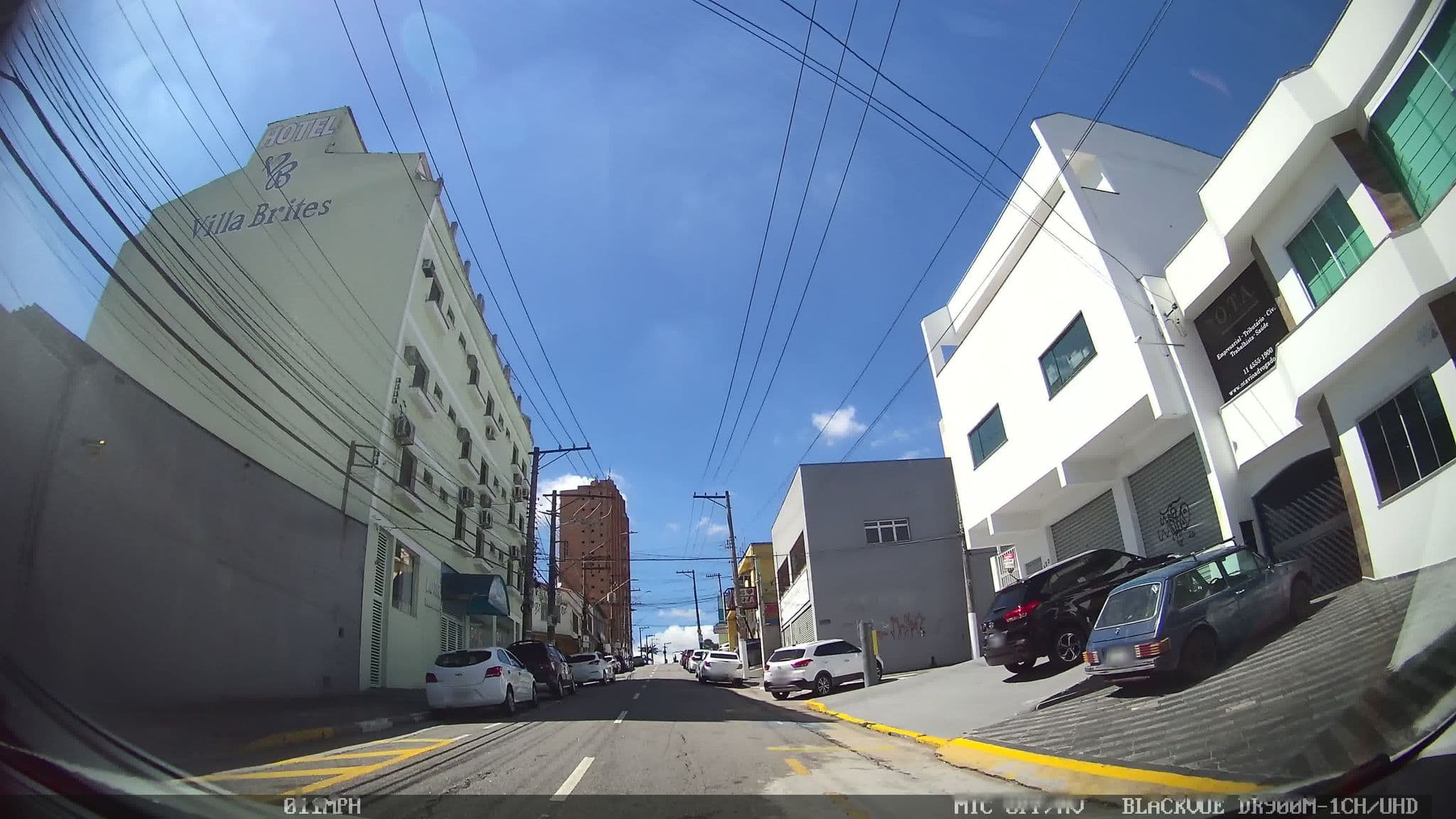 Street view near Hotel Villa Brites, Mauá — © kaart_4 (CC BY-SA · Mapillary)