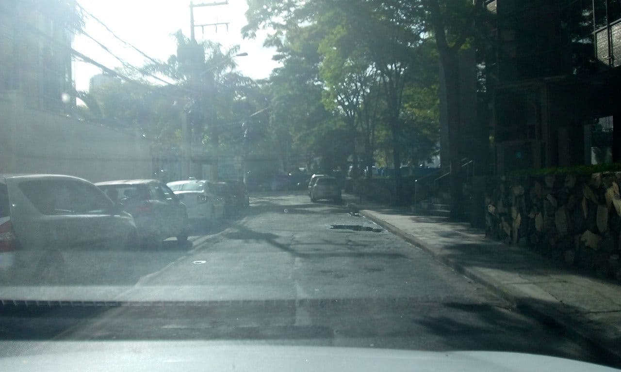 Street view near NYC Estanconfor Berrini, Morumbi — © thierrytelenav (CC BY-SA · Mapillary)