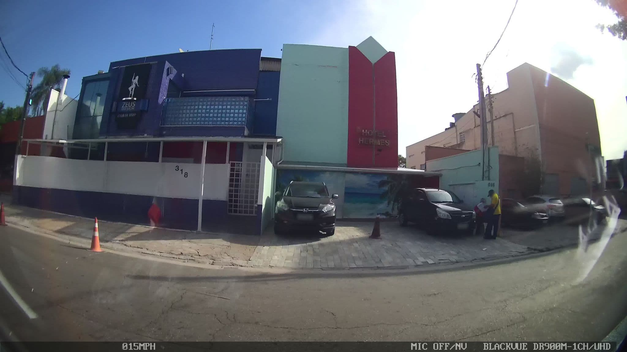 Street view near Hotel Hermes, Campo Belo — © kaart_4 (CC BY-SA · Mapillary)