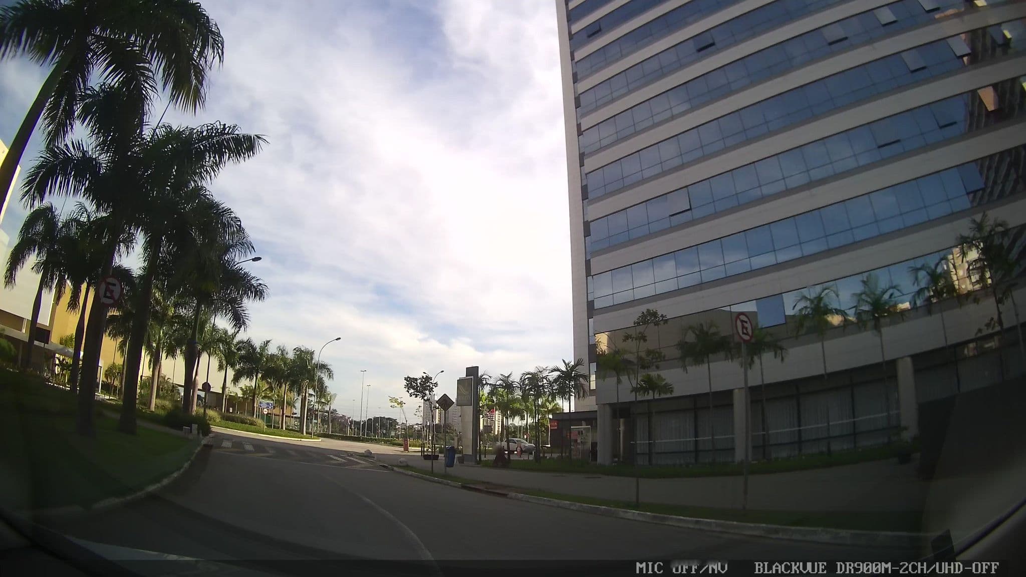 Street view near Quality Hotel São Caetano, Sacomã — © marciosampaio (CC BY-SA · Mapillary)