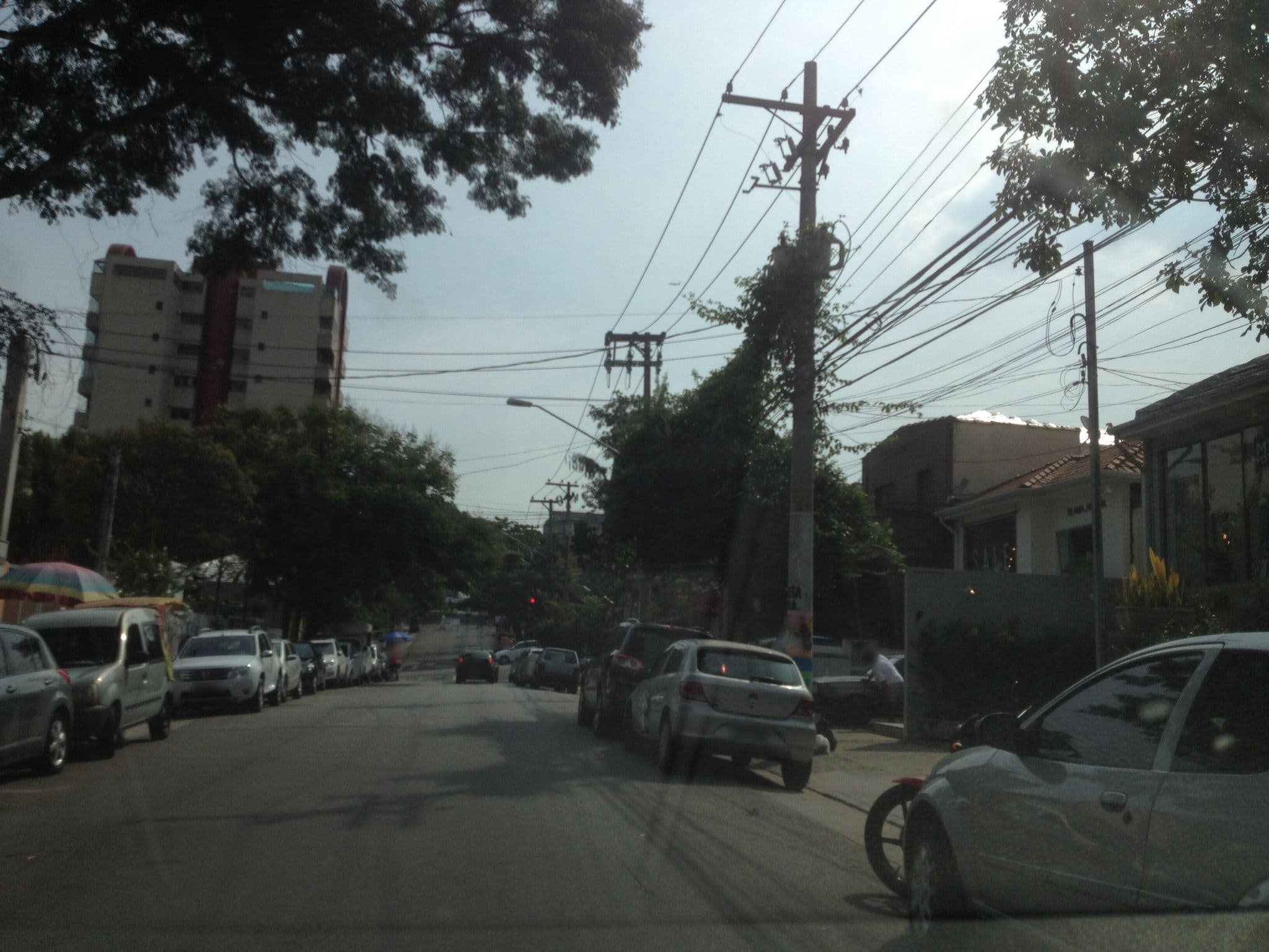 Street view near Selina Madalena, Pinheiros — © jglacerda (CC BY-SA · Mapillary)
