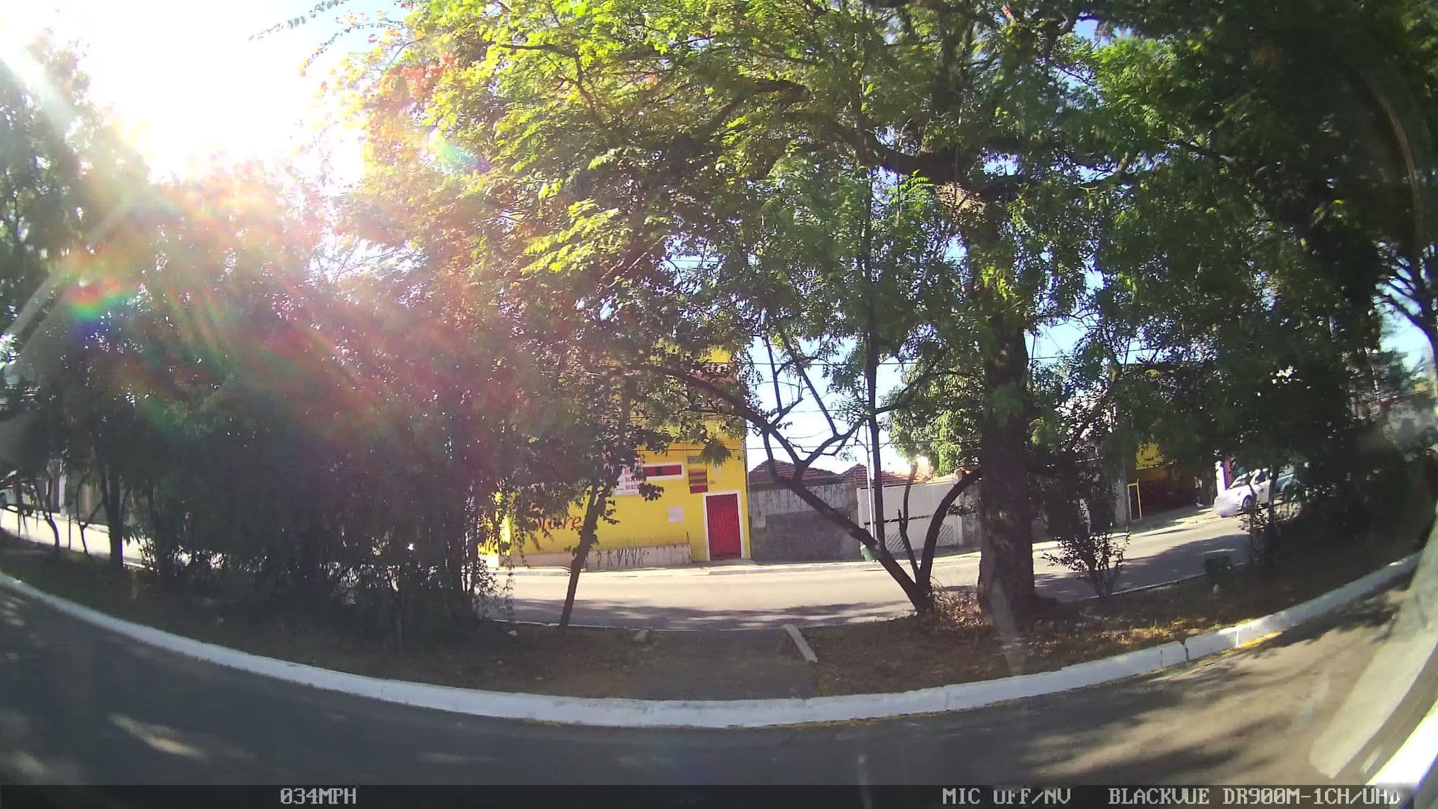 Street view near Hotel Solares, Vila Matilde — © kaart_4 (CC BY-SA · Mapillary)