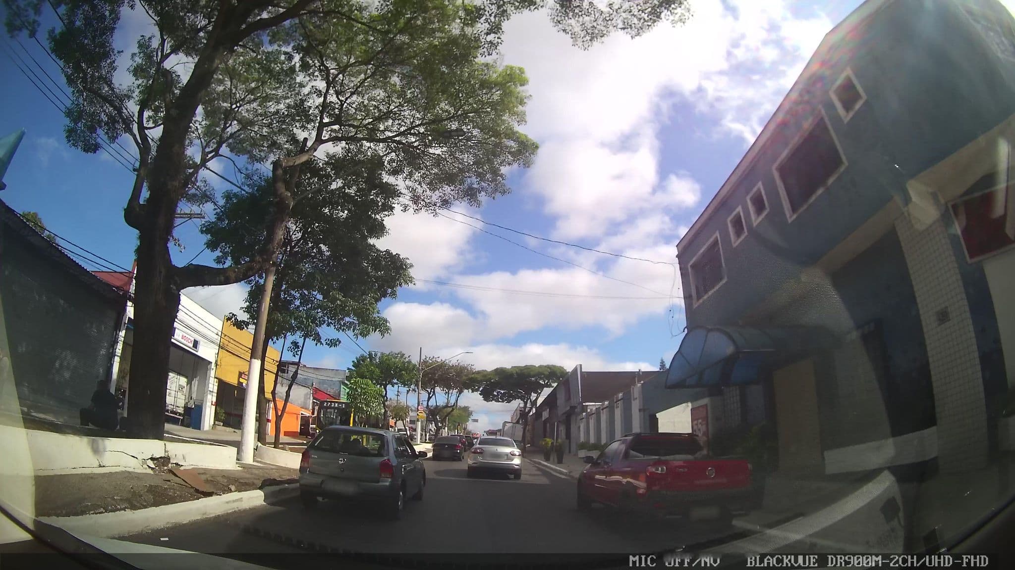 Street view near Kaibar's Hotel, Ermelino Matarazzo — © marciosampaio (CC BY-SA · Mapillary)