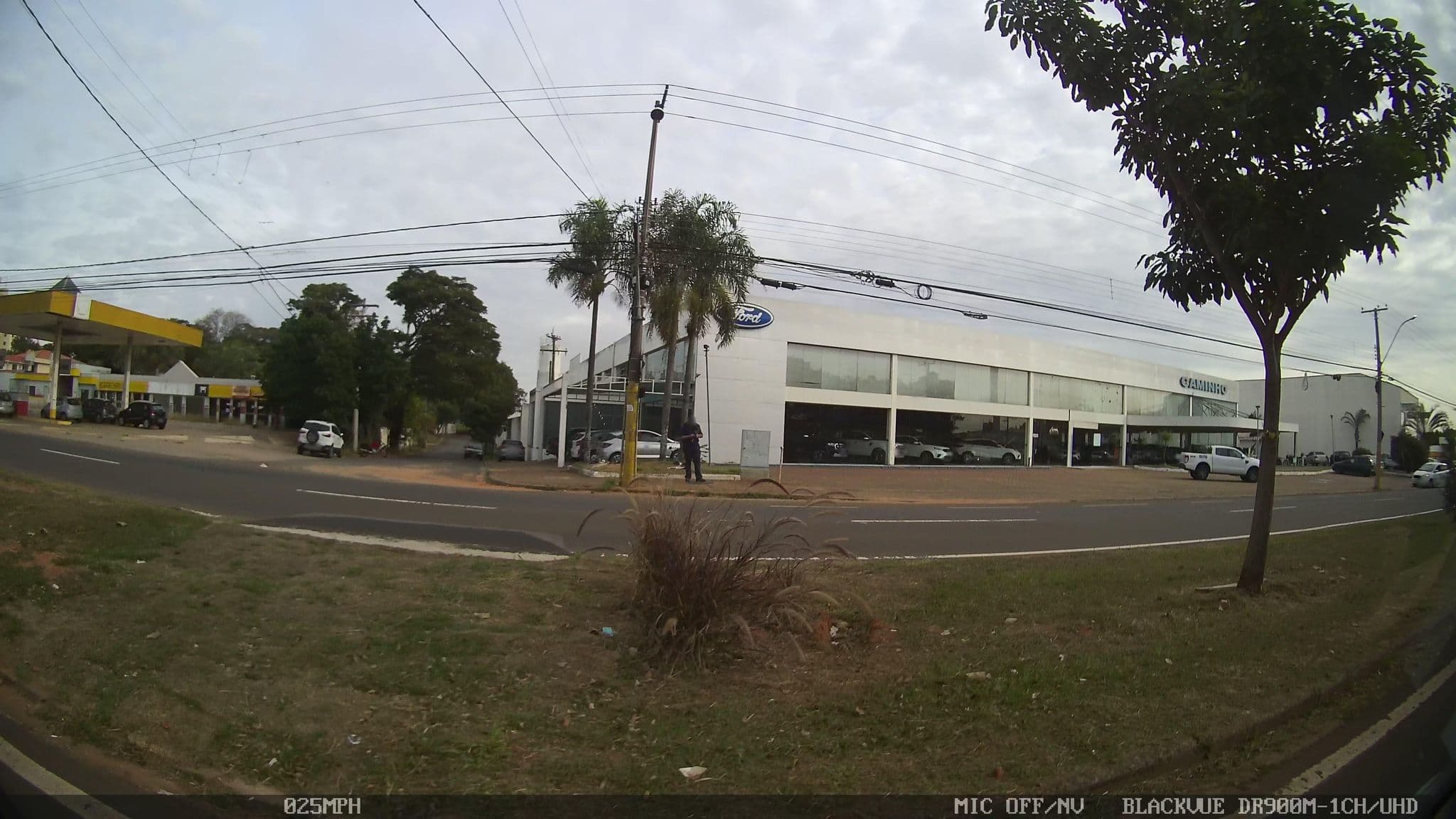Street view near Hotel Saint Paul, Piracicaba — © kaart5 (CC BY-SA · Mapillary)