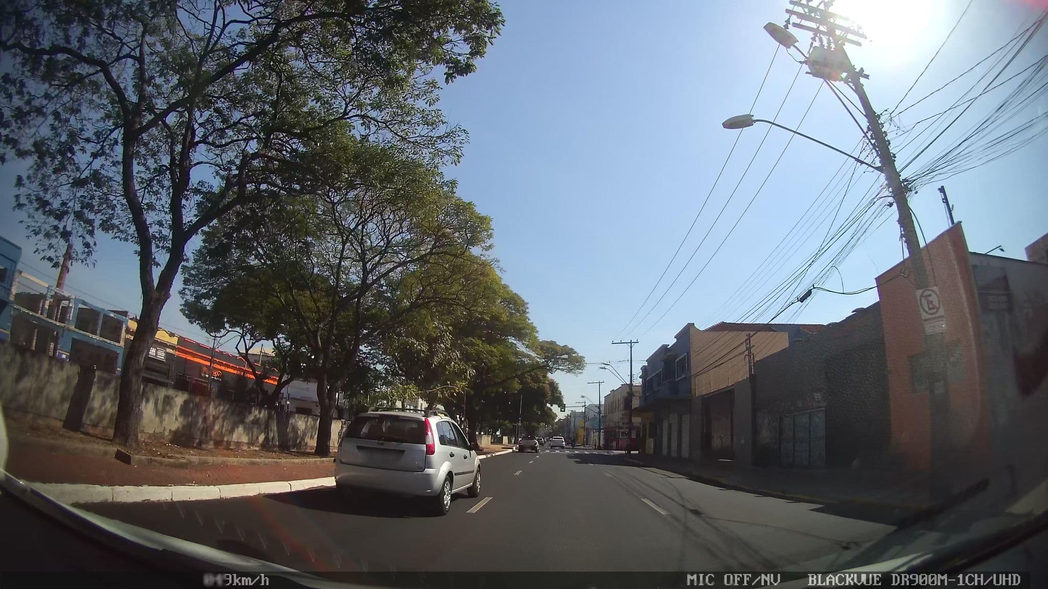 Street view near Hostel Ribeirão, Ribeirão Preto — © kaart5 (CC BY-SA · Mapillary)