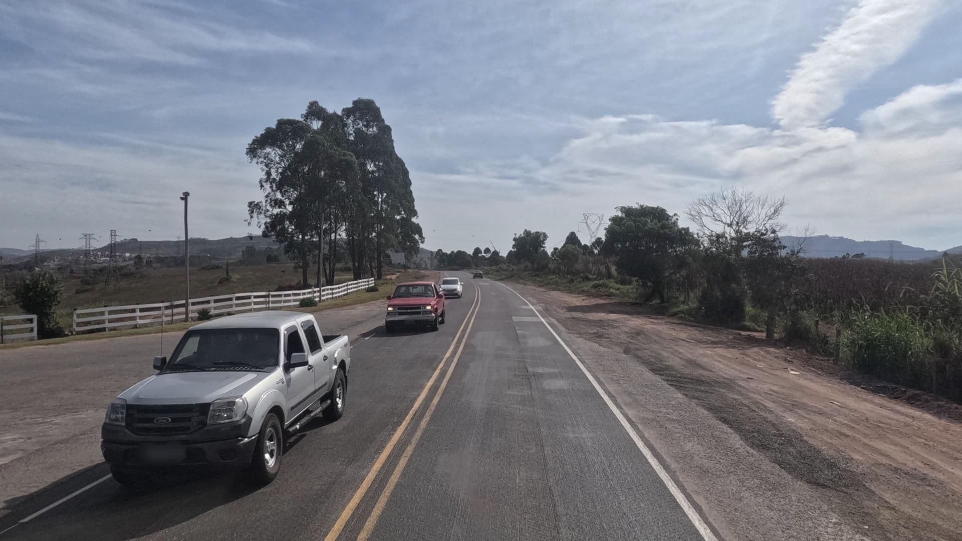 Street view near Hotel Fazenda Poços de Caldas, Poços de Caldas — © bct (CC BY-SA · Mapillary)