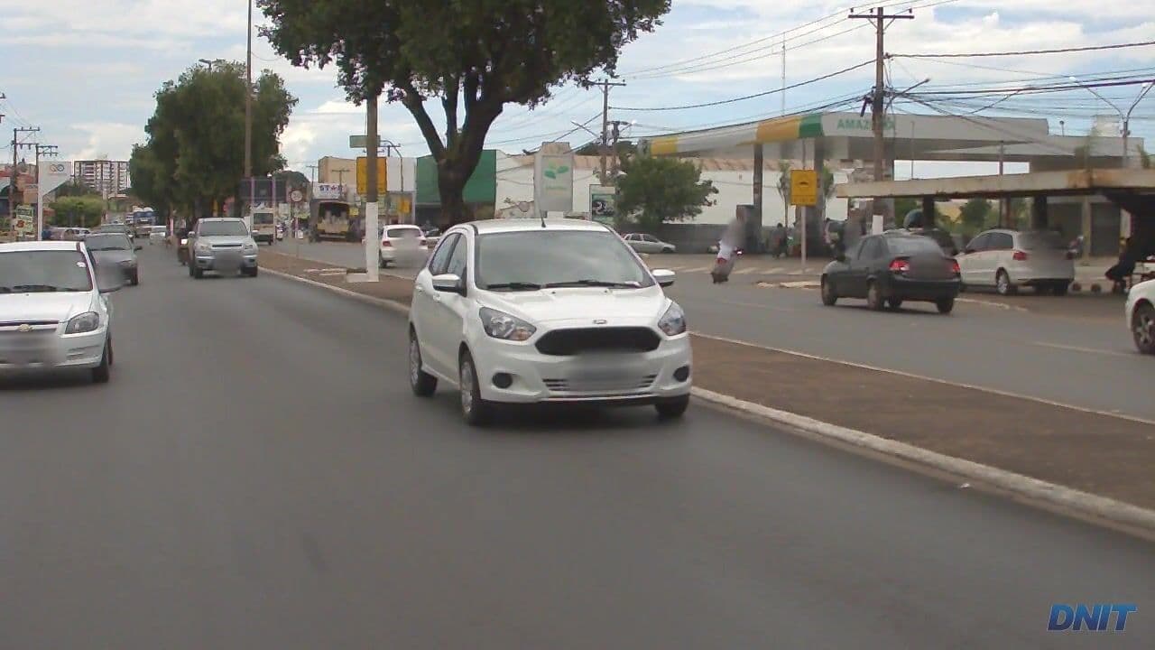 Street view near Hotel Ceolatto e Cia, Várzea Grande — © dnitgeo (CC BY-SA · Mapillary)