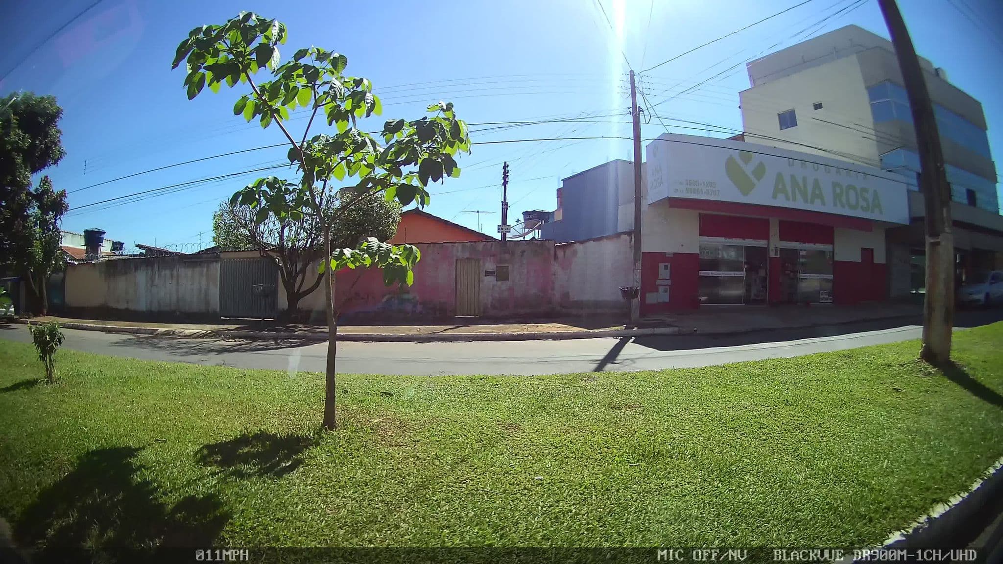 Street view near Pousada Ágape, Trindade — © kaart_4 (CC BY-SA · Mapillary)