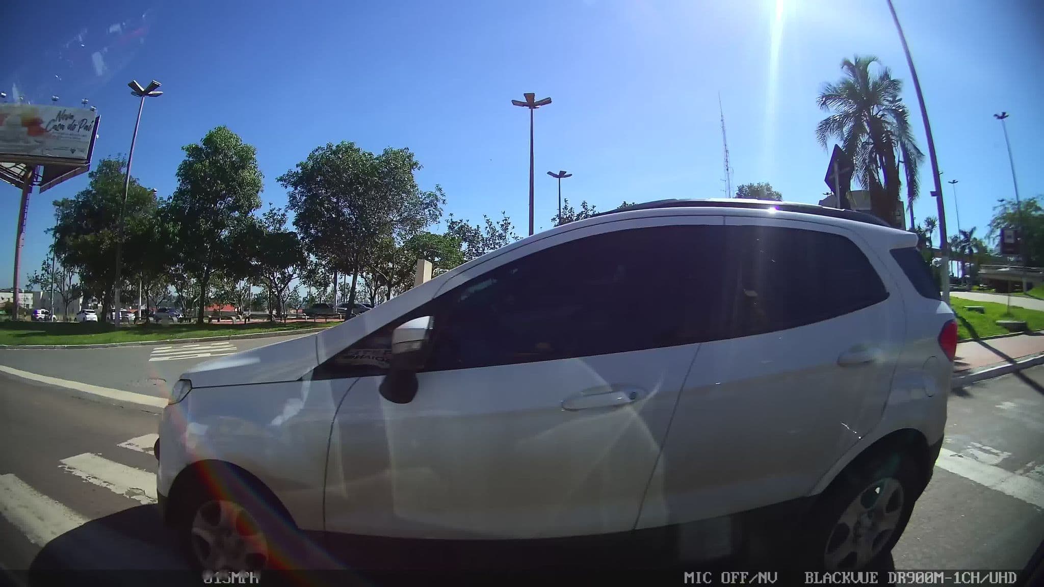 Street view near Hotel Modelo, Trindade — © kaart_4 (CC BY-SA · Mapillary)