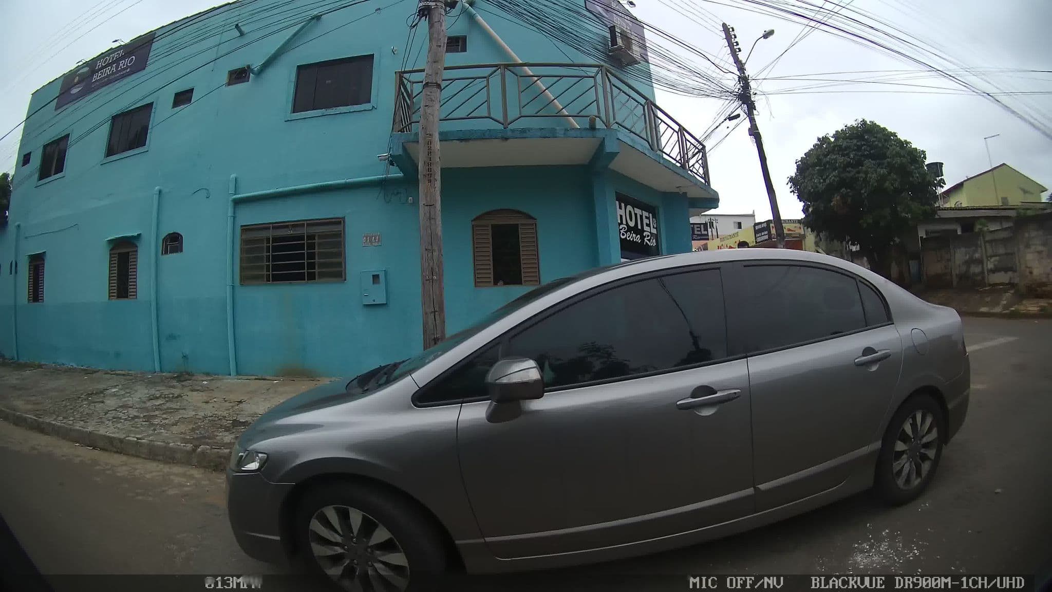 Street view near Hotel Beira Rio - Anápolis, Anápolis — © kaart_4 (CC BY-SA · Mapillary)