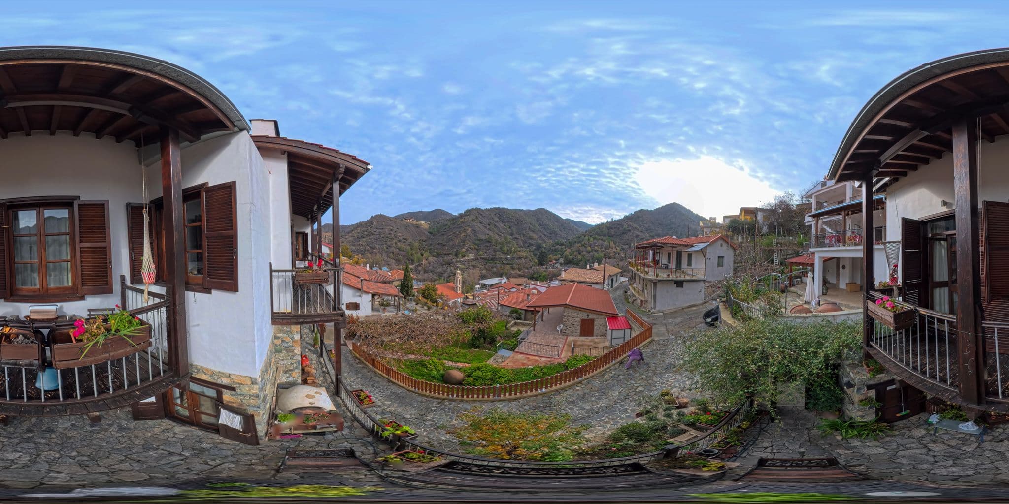 Street view near Del Conte, Kakopetriá — © algirdasc (CC BY-SA · Mapillary)
