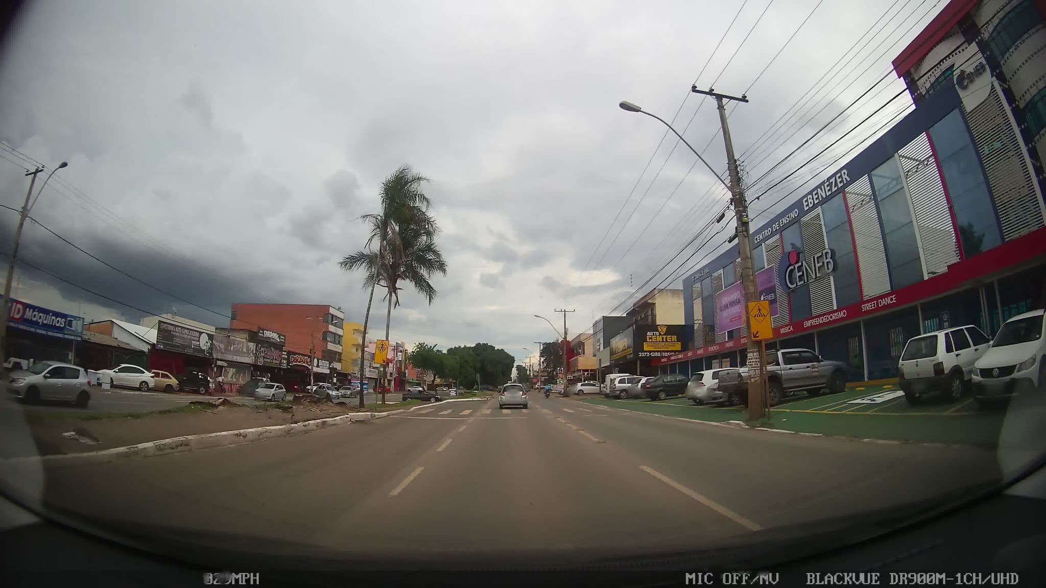 Street view near Hotel Veneza, Ceilândia — © kaart_4 (CC BY-SA · Mapillary)