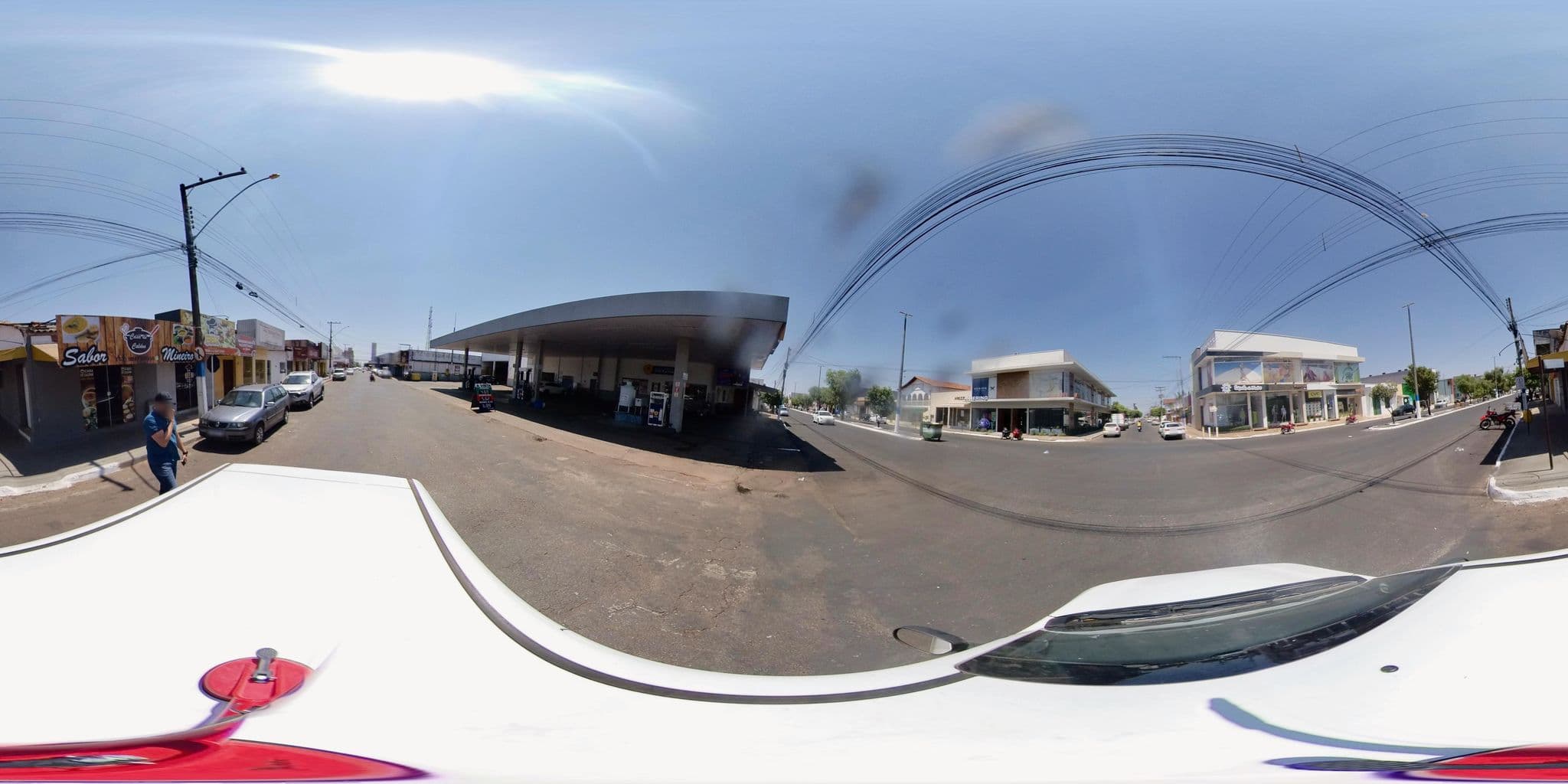 Street view near Hotel Flor do Cerrado, Gurupi — © guigandra (CC BY-SA · Mapillary)