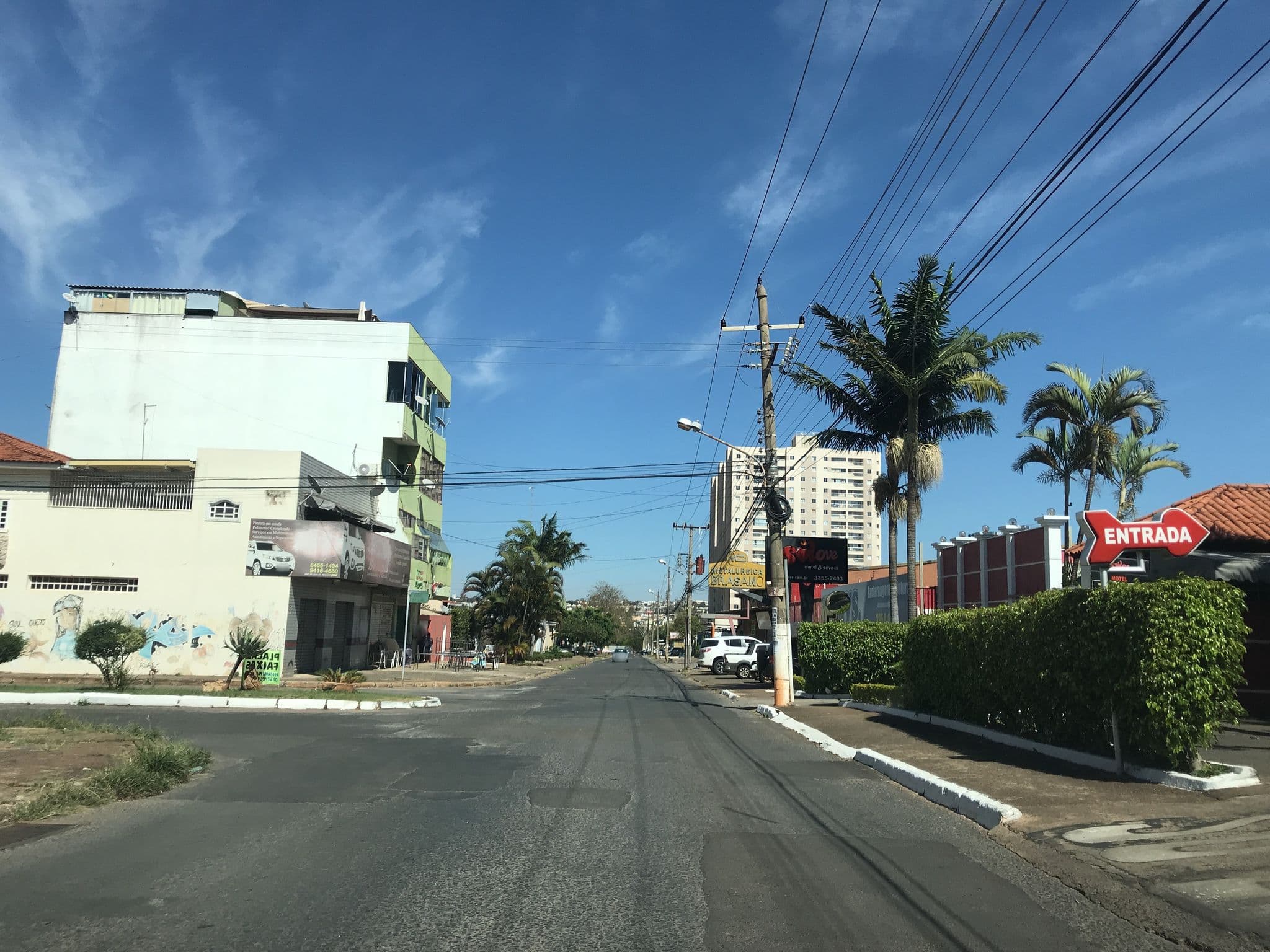Street view near Drive In Só Love, Taguatinga — © wesleygmartins (CC BY-SA · Mapillary)