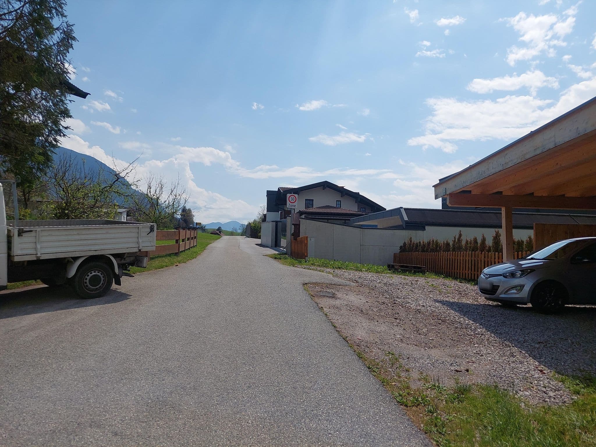 Street view near Privatzimmer Pfisterer, Schwoich — © viavista (CC BY-SA · Mapillary)