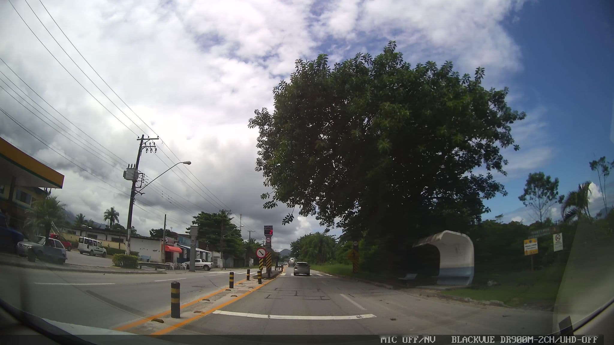 Street view near Hotel Pousada Boracéia Beach, Salesópolis — © marciosampaio (CC BY-SA · Mapillary)