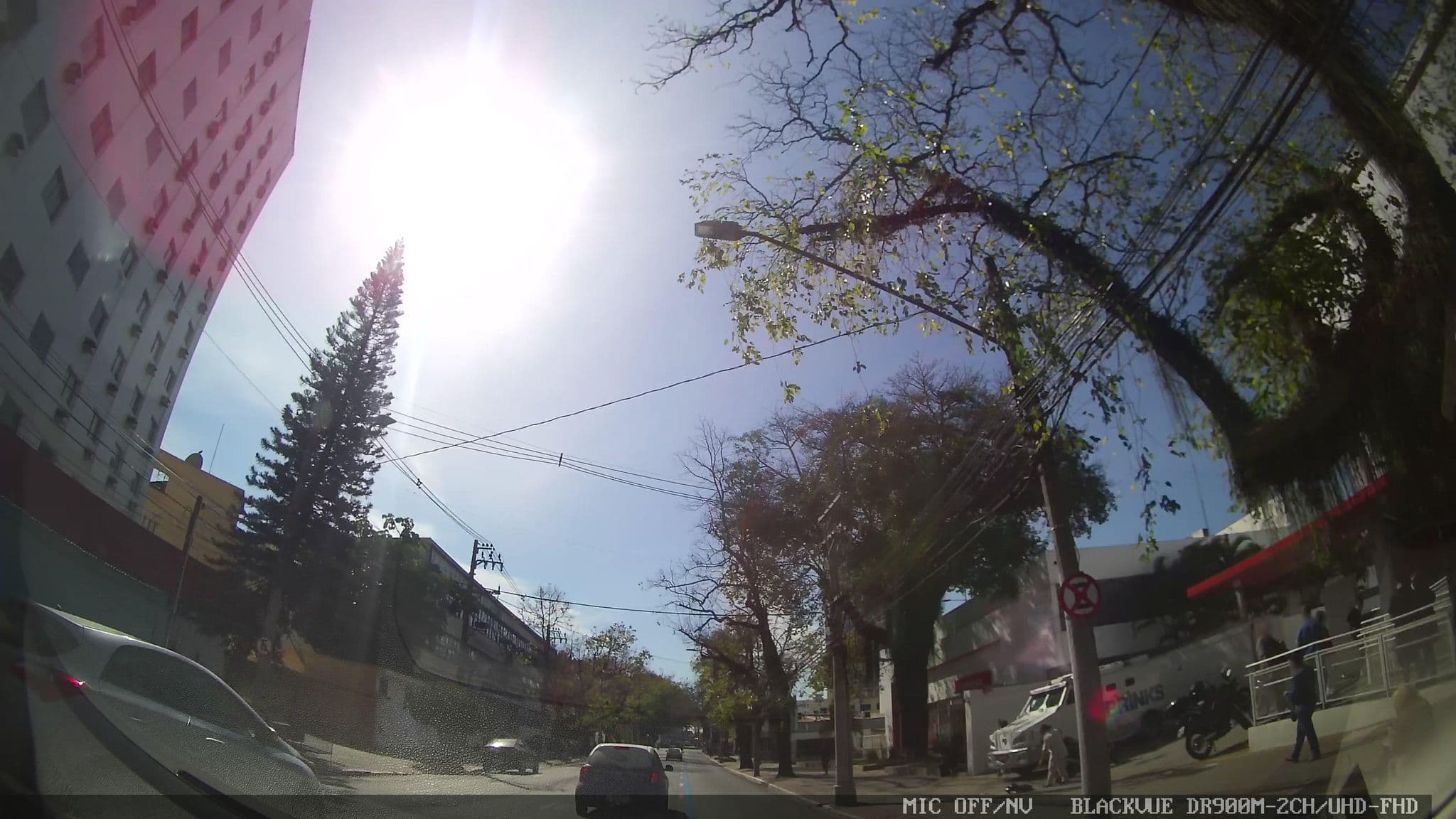 Street view near Dan Inn, São José dos Campos — © yaf1 (CC BY-SA · Mapillary)