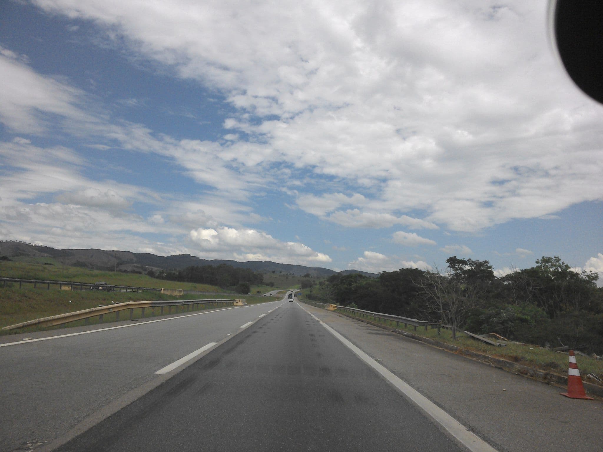 Street view near hotel mercure, Jambeiro — © and_eng (CC BY-SA · Mapillary)