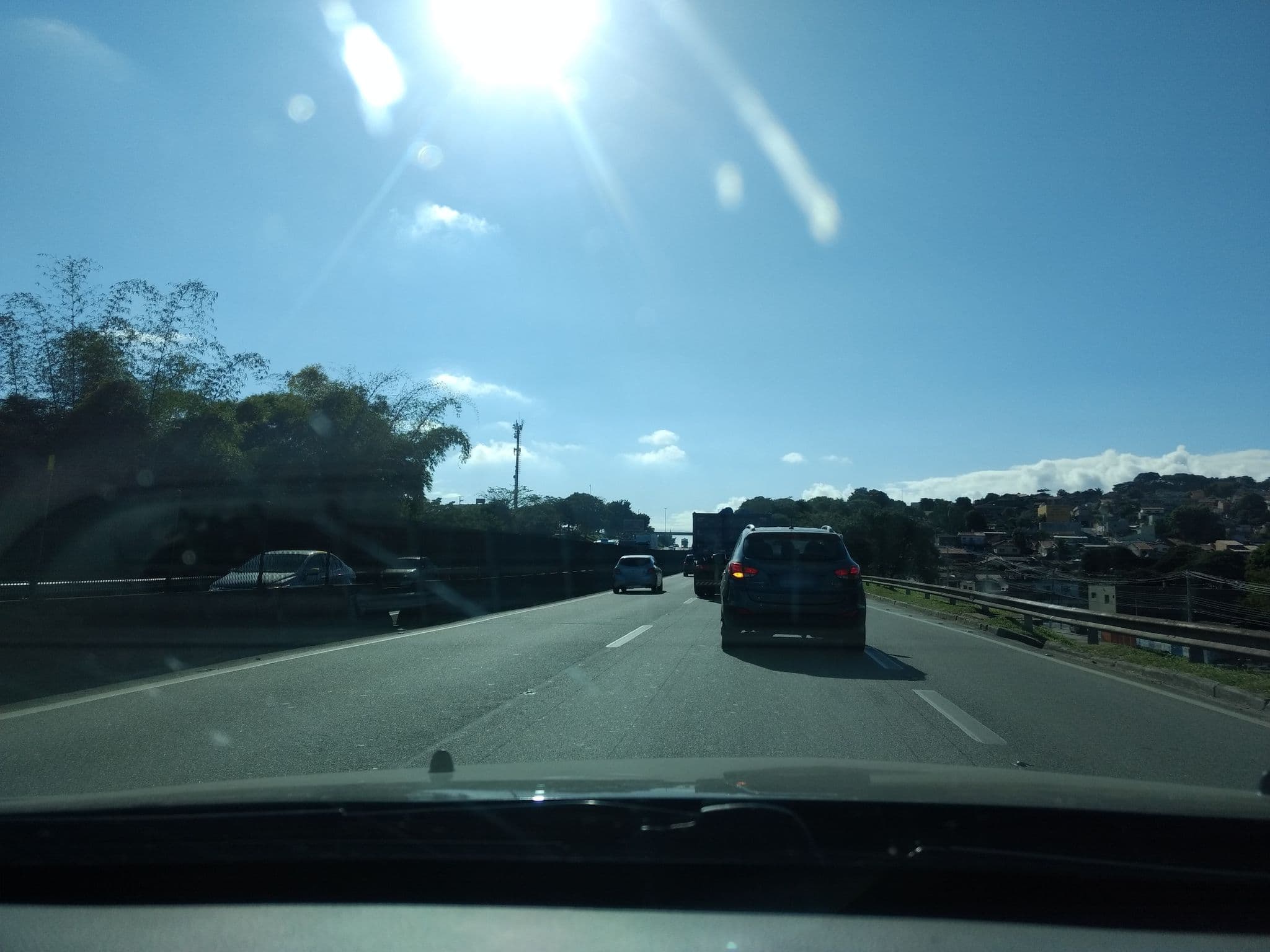 Street view near Motel do Vale, Taubaté — © farool (CC BY-SA · Mapillary)