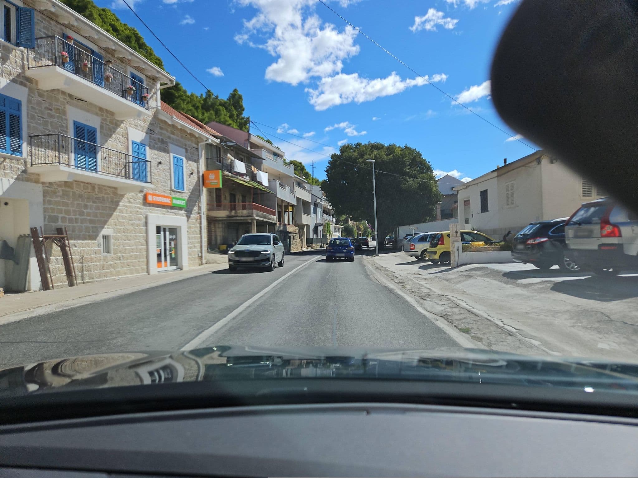 Street view near Krilo, Jesenice — © toho (CC BY-SA · Mapillary)