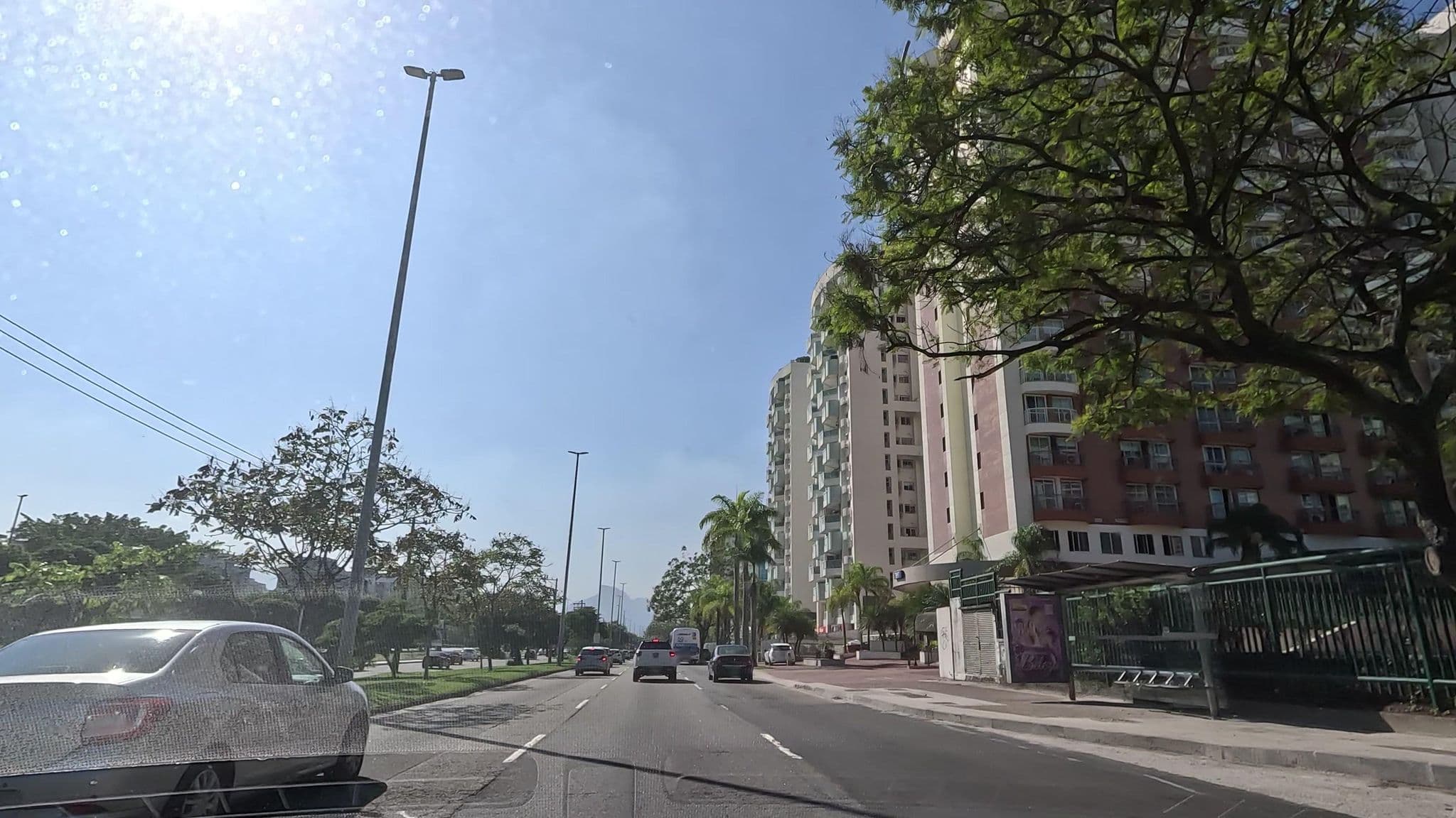 Street view near Promenade Barra First, Barra da Tijuca — © Malu25 (CC BY-SA · Mapillary)