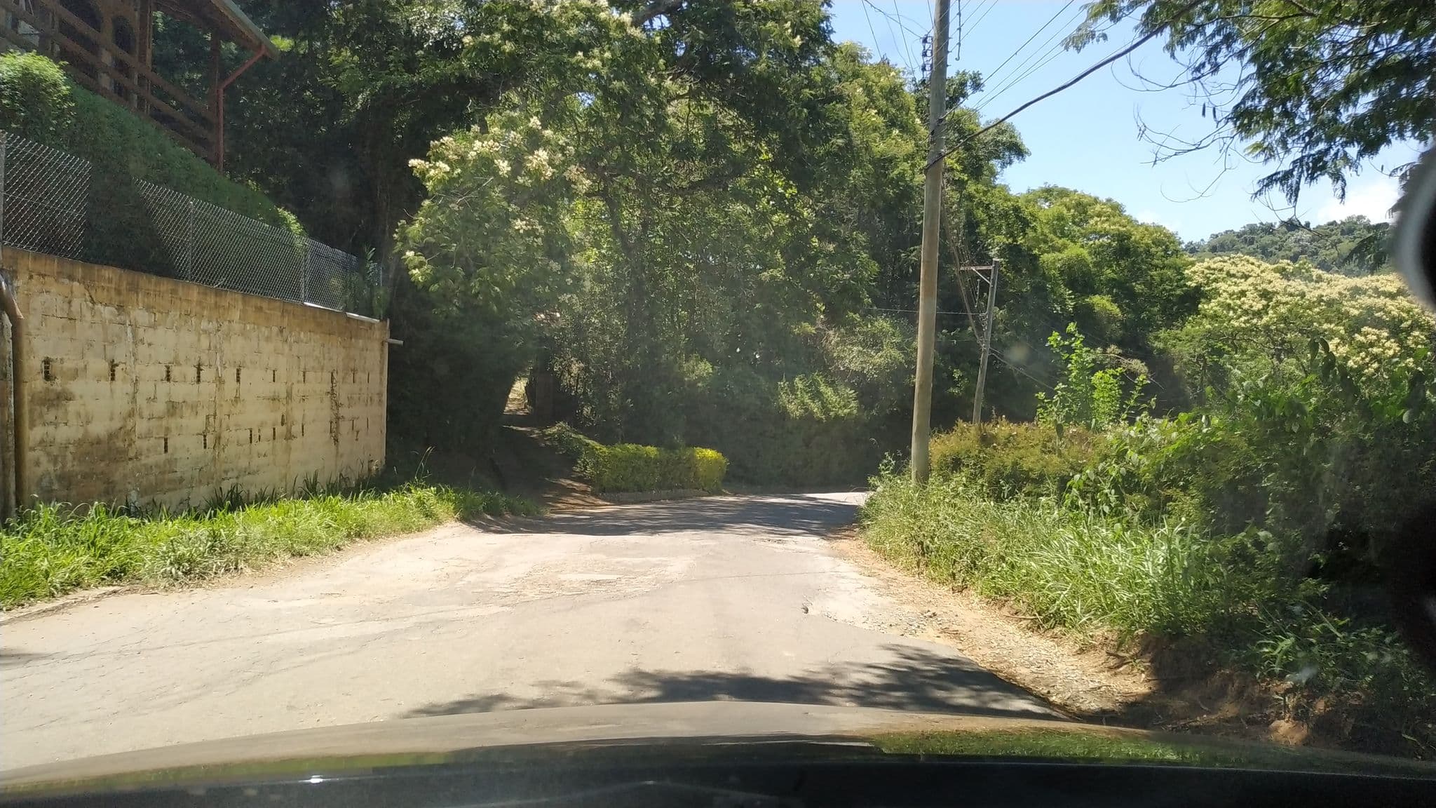 Street view near Pousada São Francisco, Santo Antônio do Pinhal — © thierryajeaniphone (CC BY-SA · Mapillary)