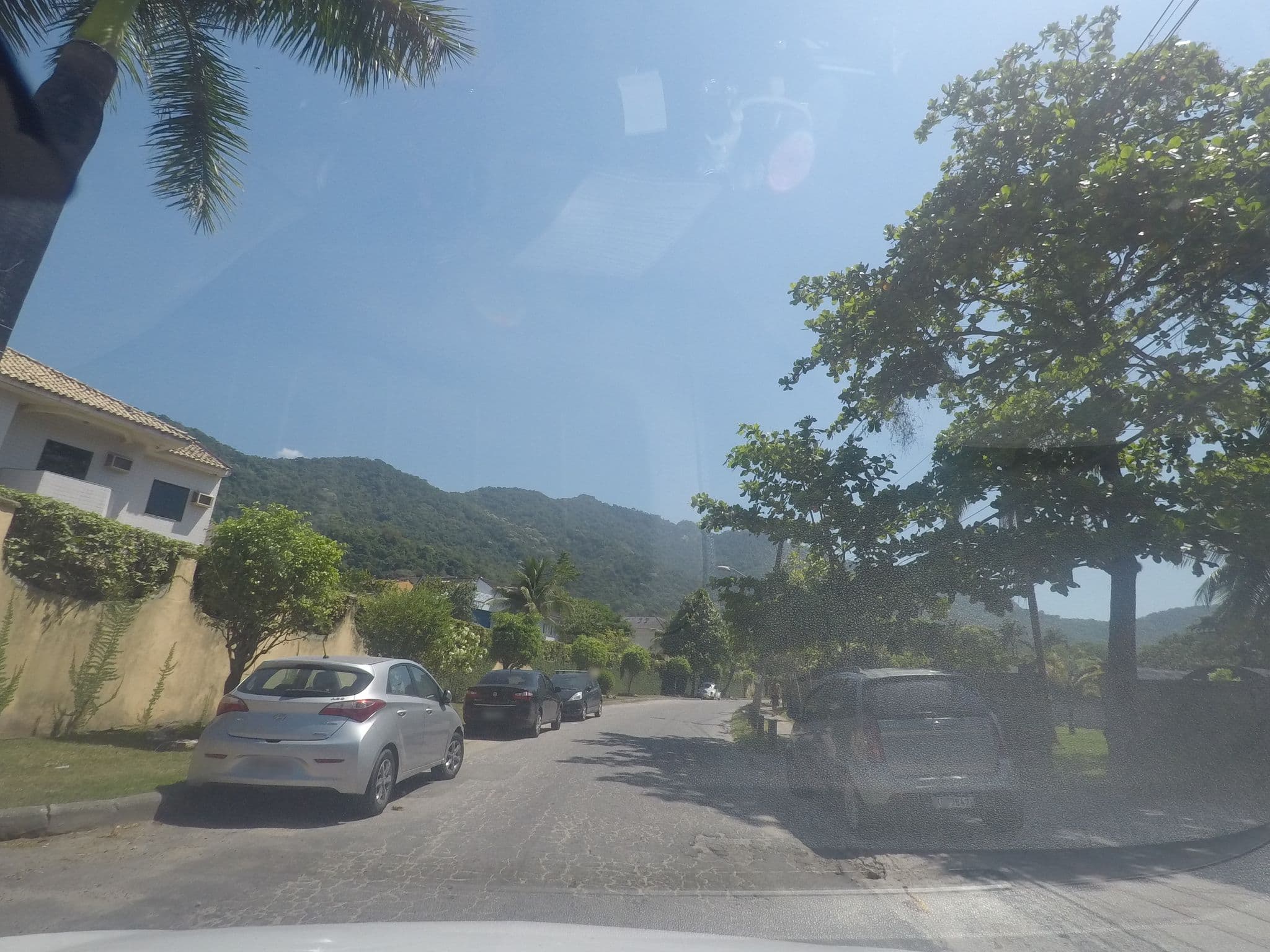 Street view near Sun Stop 78 Guest House, Barra da Tijuca — © thierryajeaniphone (CC BY-SA · Mapillary)