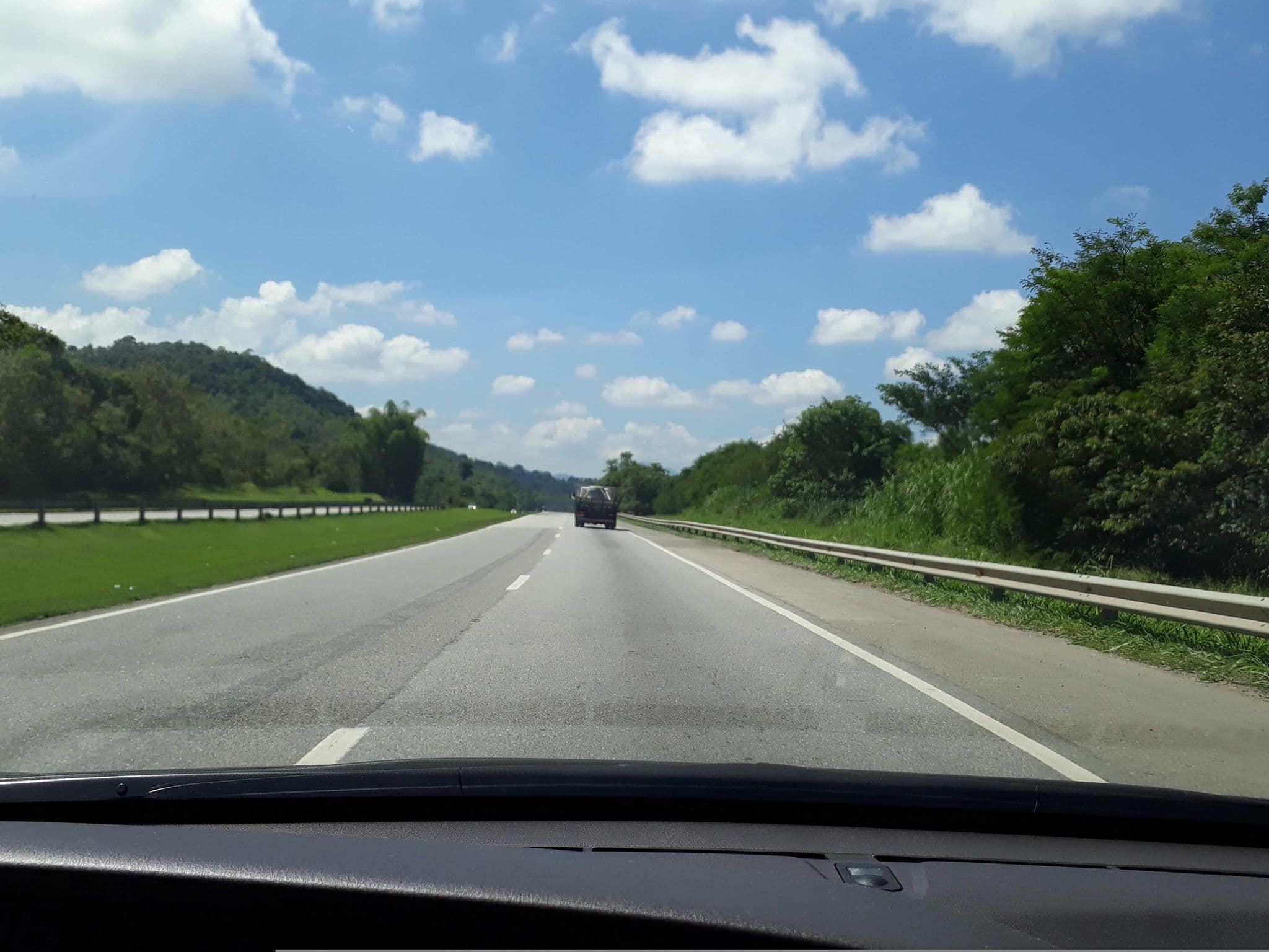 Street view near fazenda bom retiro, Casimiro de Abreu — © fidelisassis (CC BY-SA · Mapillary)