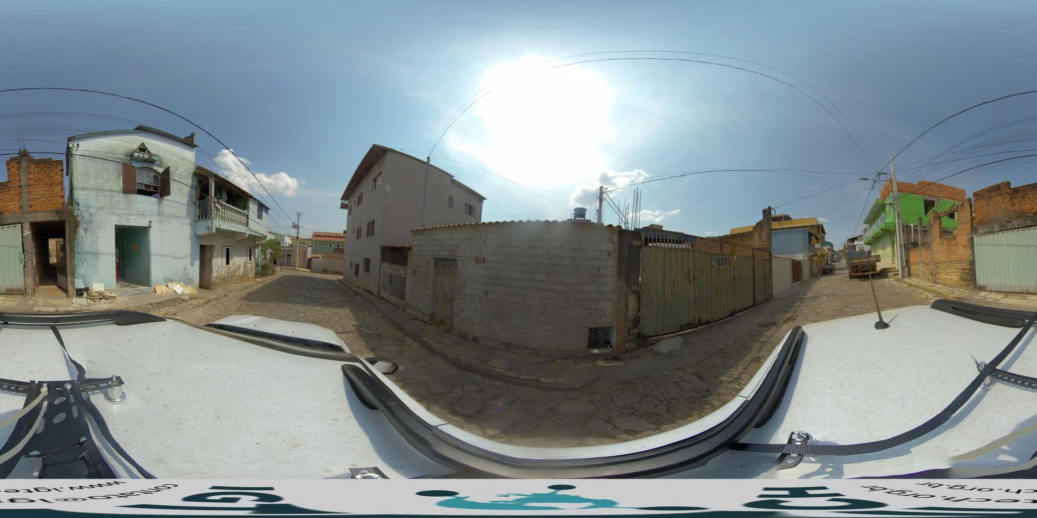 Street view near Pousada Mineira, São Thomé das Letras — © guigandra (CC BY-SA · Mapillary)