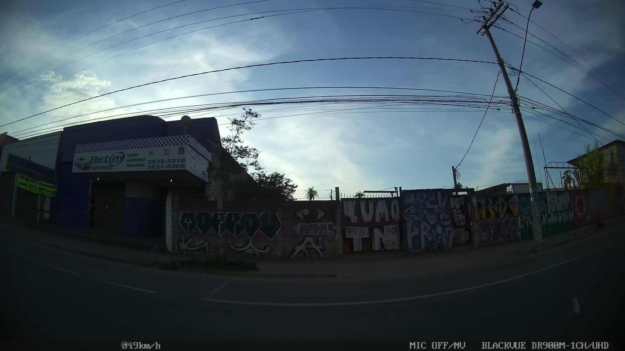 Street view near Hotel Amazonas, Betim — © kaart_1 (CC BY-SA · Mapillary)