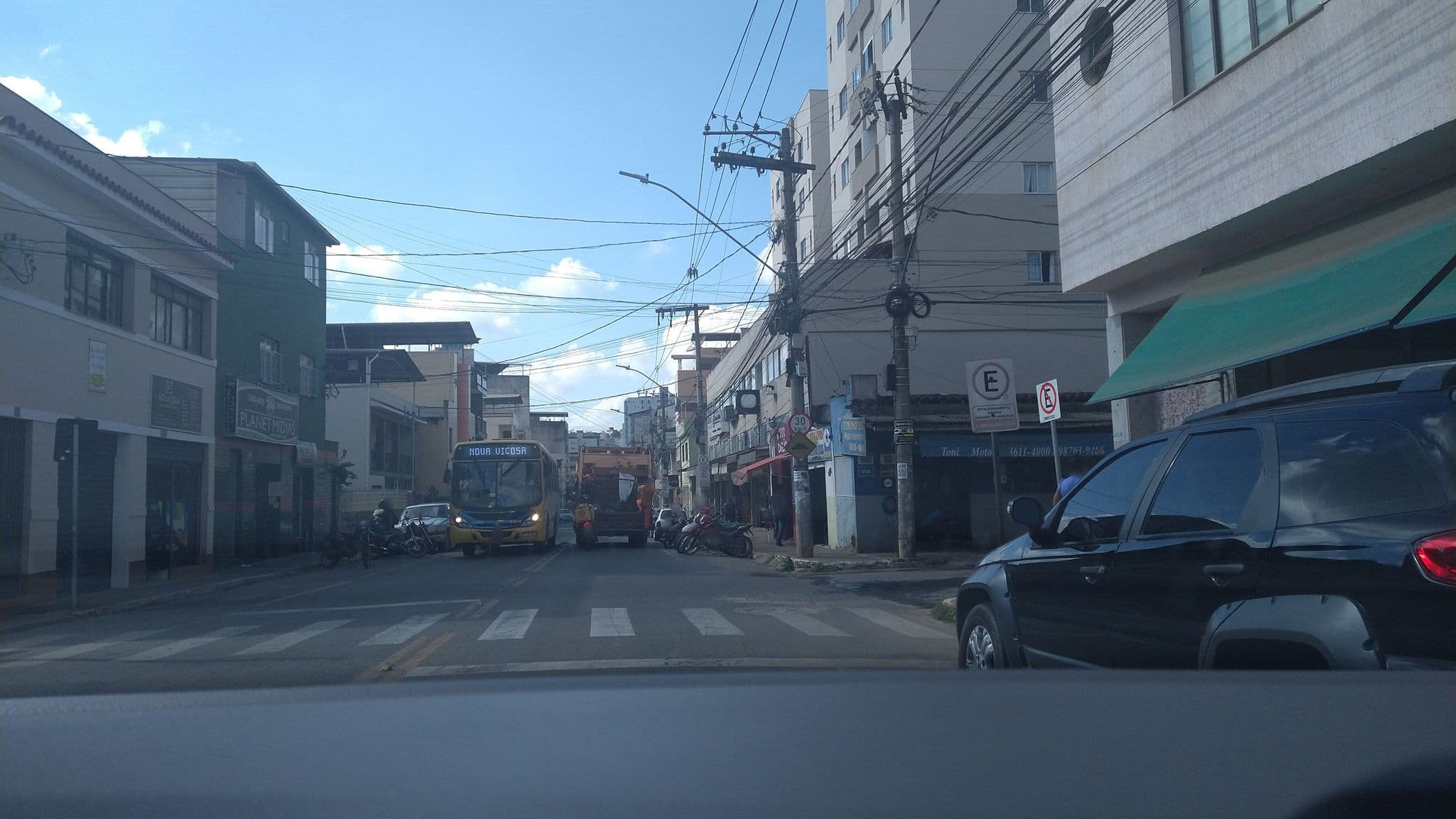 Street view near Hostel Casarão, Viçosa — © afonsopsantos (CC BY-SA · Mapillary)