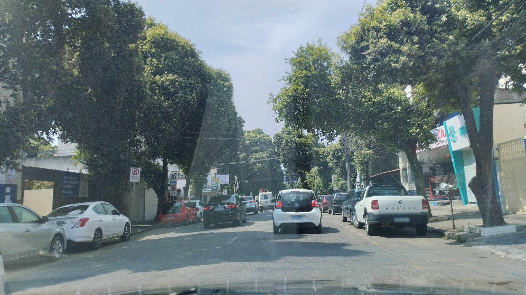 Street view near hotel arco, Governador Valadares — © Kaart_Local (CC BY-SA · Mapillary)