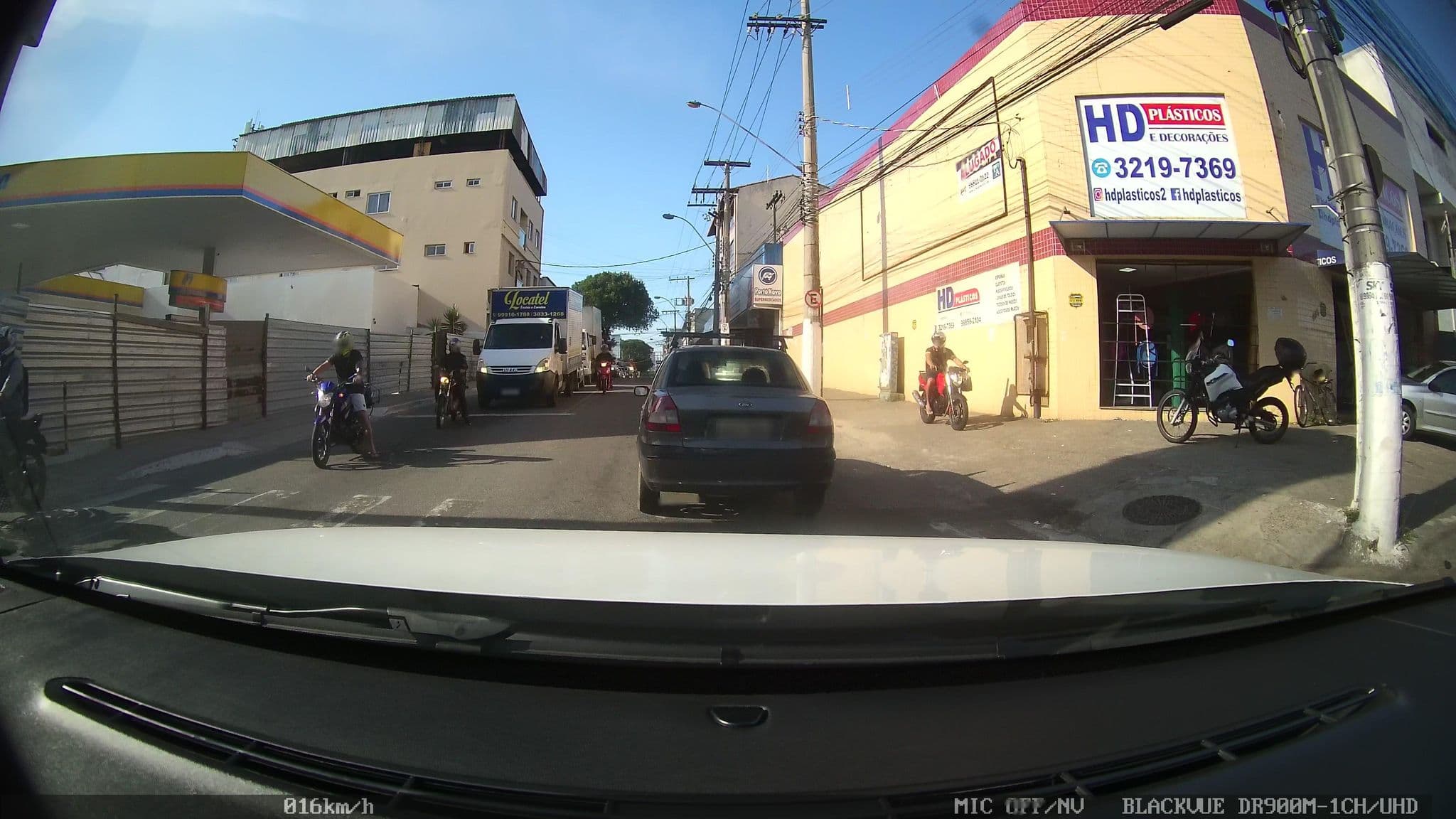 Street view near Tipiti Motel, Vila Velha — © kaart_2 (CC BY-SA · Mapillary)