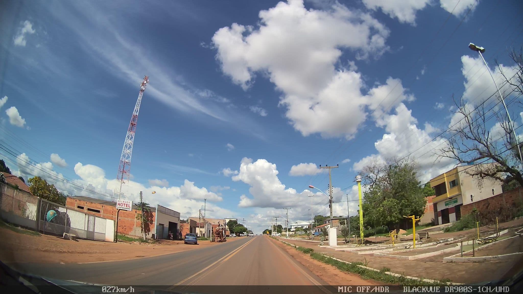Street view near Gilbués Hotel, Gilbués — © kafri (CC BY-SA · Mapillary)