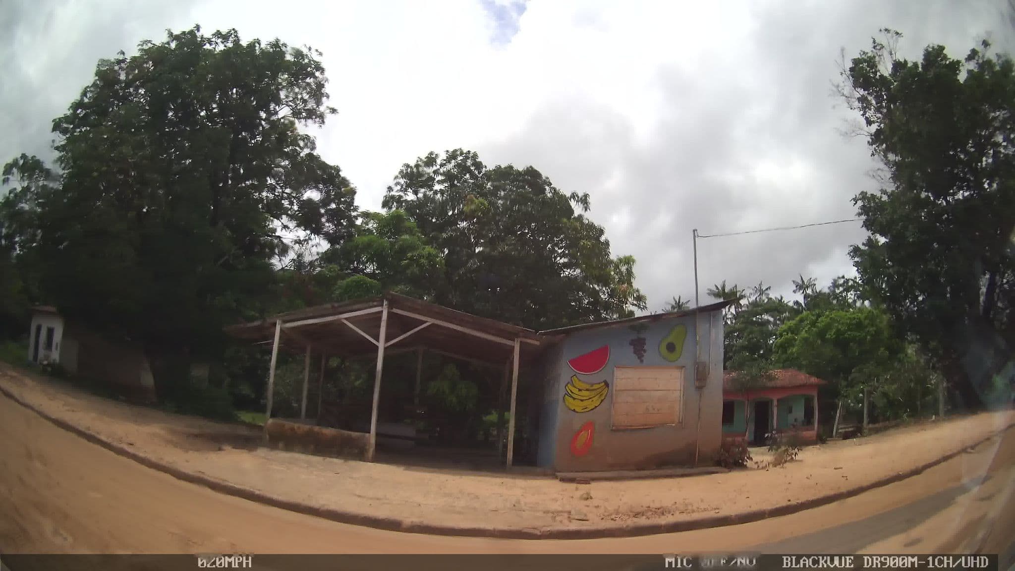 Street view near Hotel Pousada le Baron, Paço do Lumiar — © kaart_1 (CC BY-SA · Mapillary)