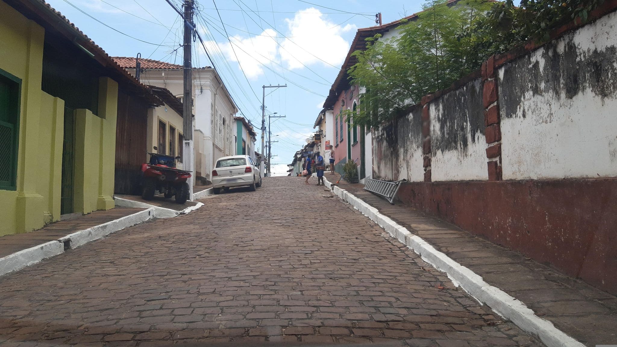 Street view near Hospedagem Luanda Dyame, Lençóis — © britopatricia (CC BY-SA · Mapillary)