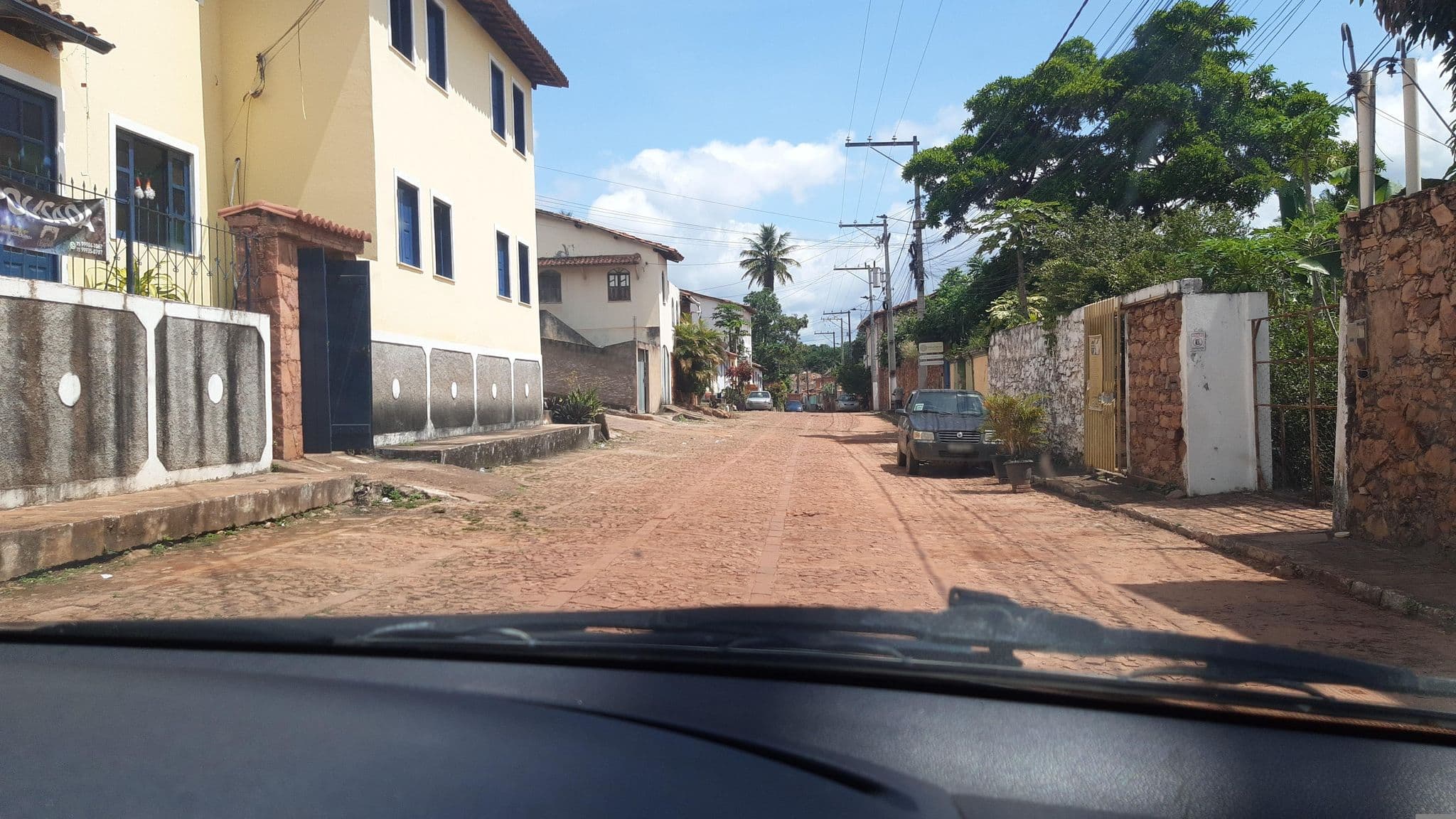 Street view near pousada solar dos moraes, Lençóis — © britopatricia (CC BY-SA · Mapillary)