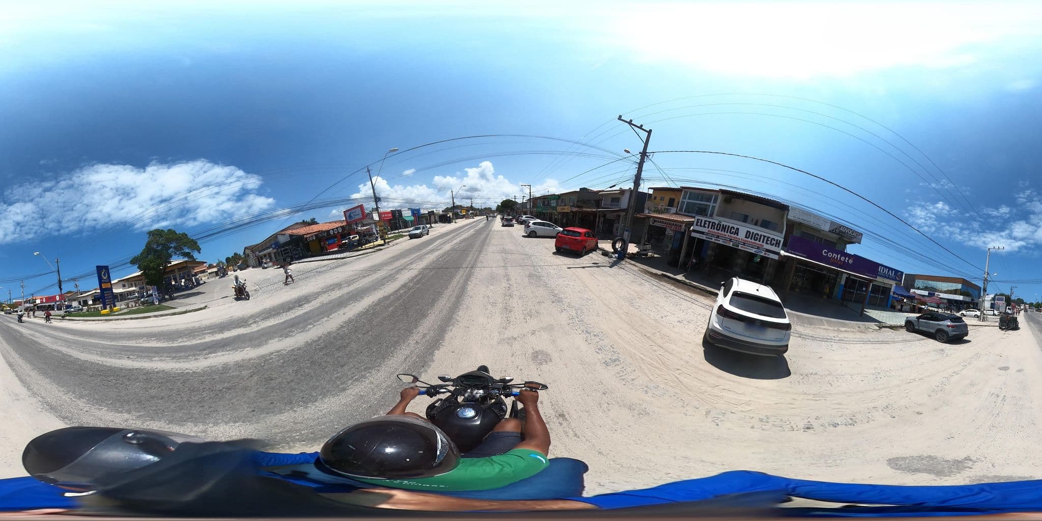 Street view near Apart Hotel Veleiros, Santa Cruz Cabrália — © mauriciomensura (CC BY-SA · Mapillary)