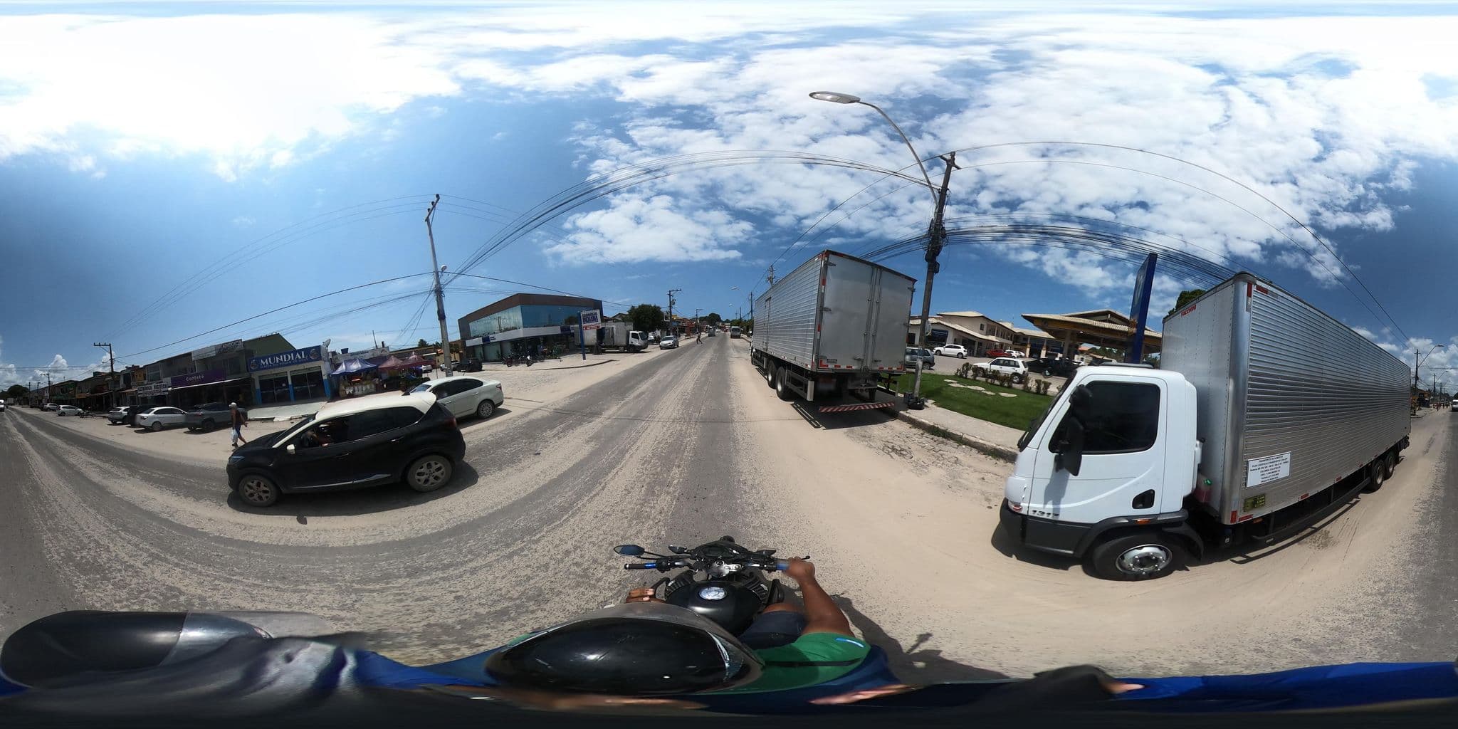 Street view near Bouganville Praia Hotel, Santa Cruz Cabrália — © mauriciomensura (CC BY-SA · Mapillary)