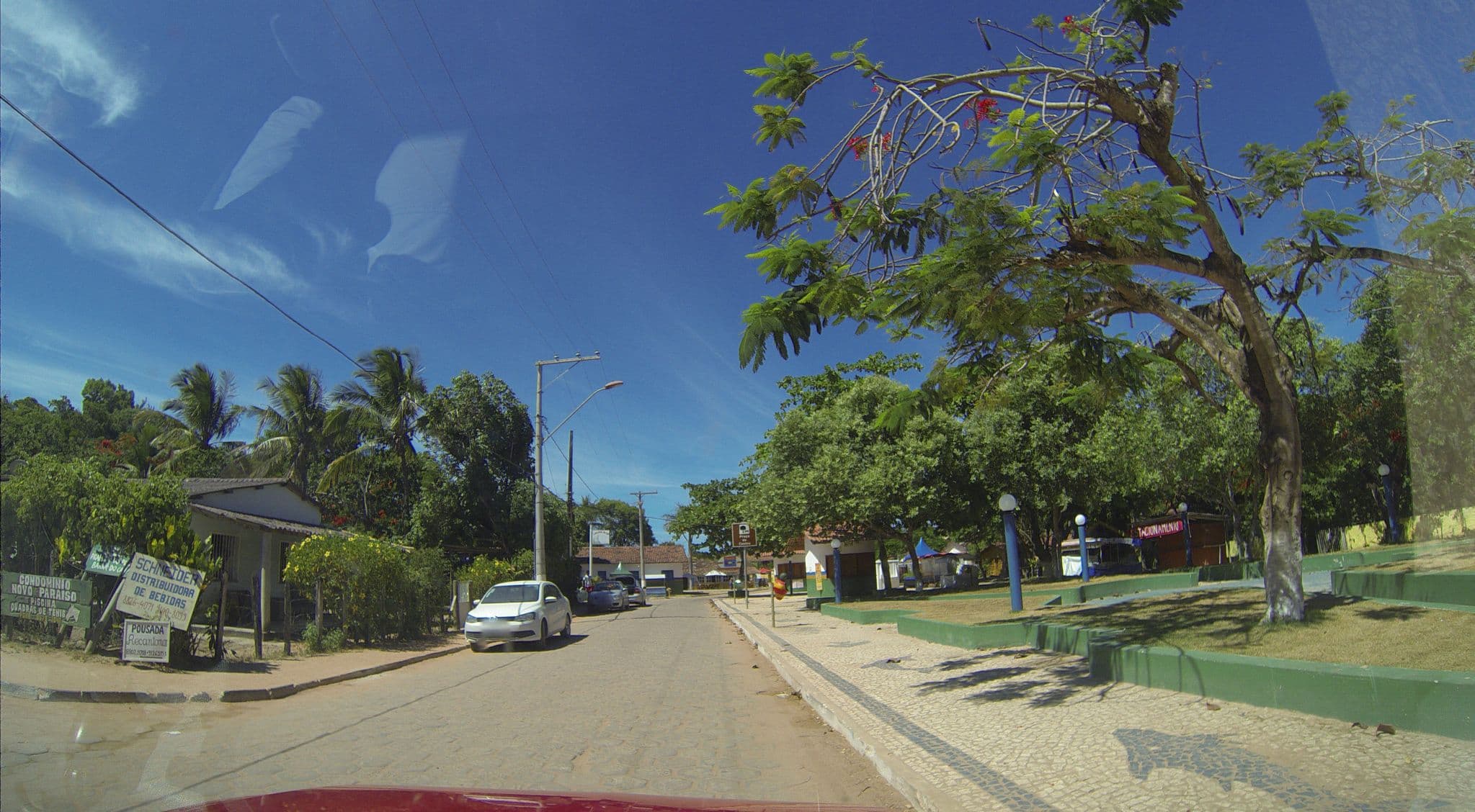 Street view near Hospedaria Cumuruxatiba Hostel & Camping, Prado — © gweber (CC BY-SA · Mapillary)