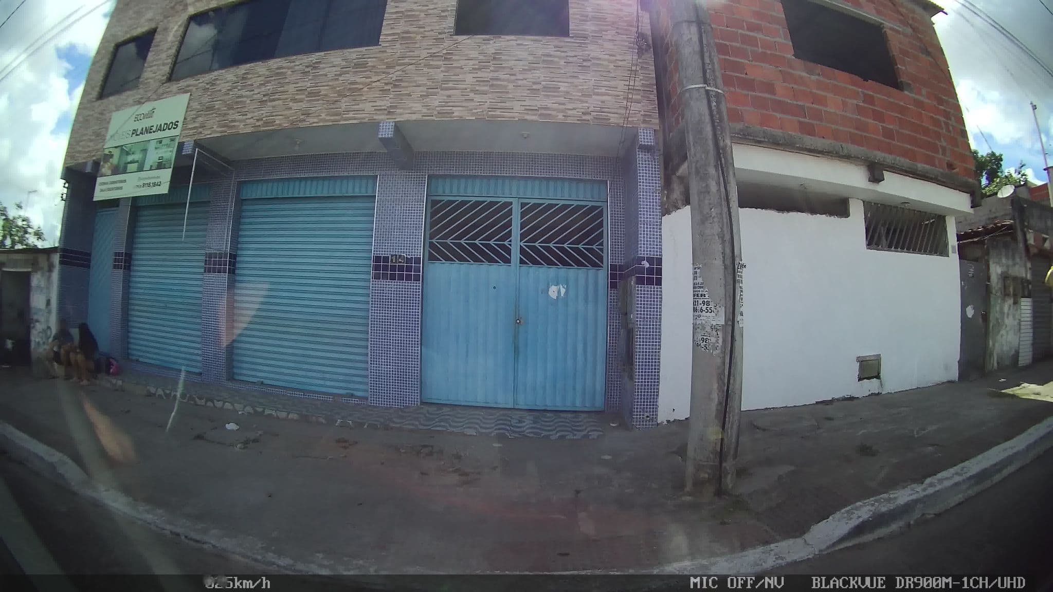 Street view near Pousada O Tubarão Jr., Camaçari — © kaart_2 (CC BY-SA · Mapillary)