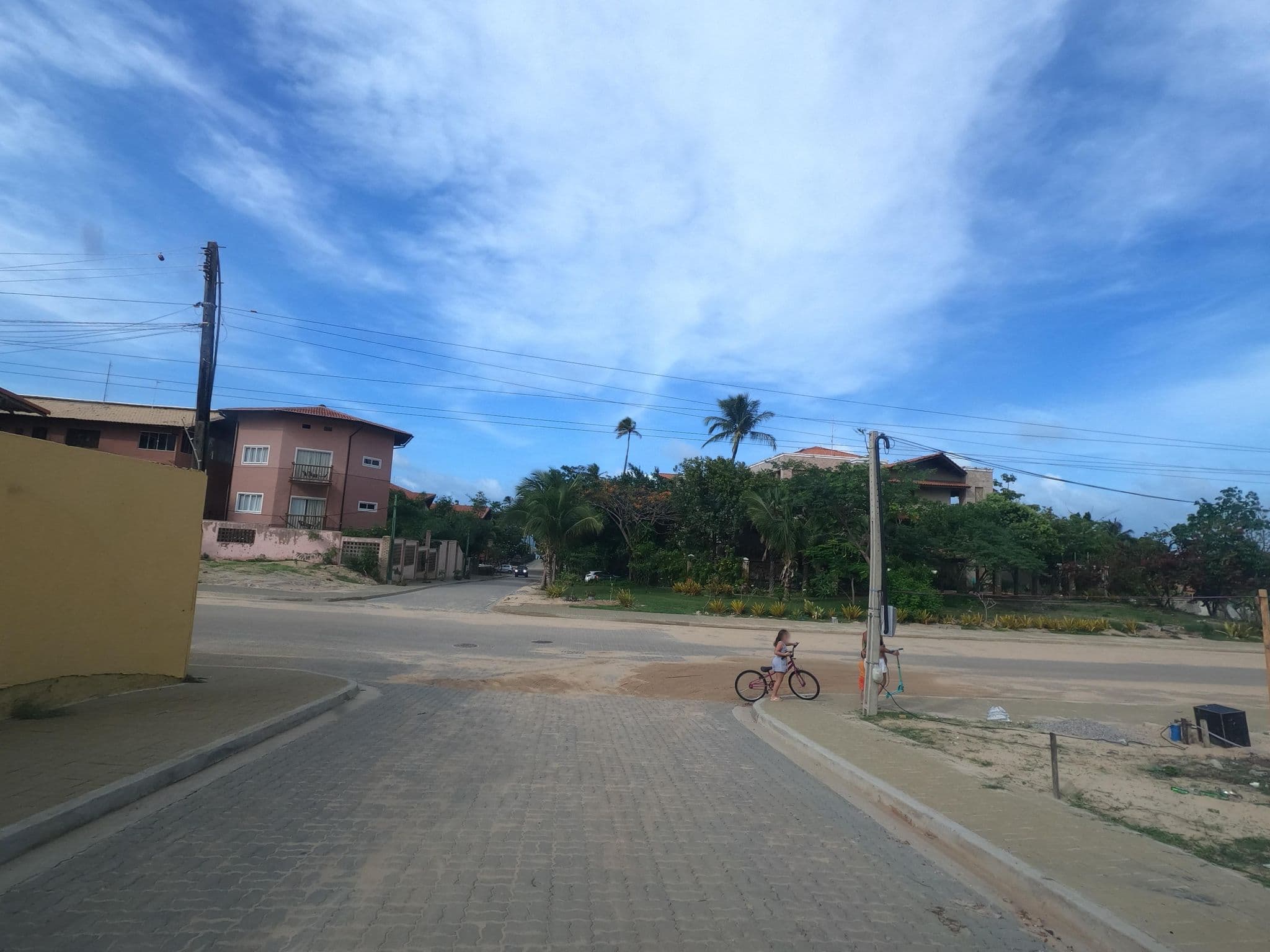 Street view near Pousada Dunas Do Cumbuco, Caucaia — © MuitoAlemdasFronteiras (CC BY-SA · Mapillary)