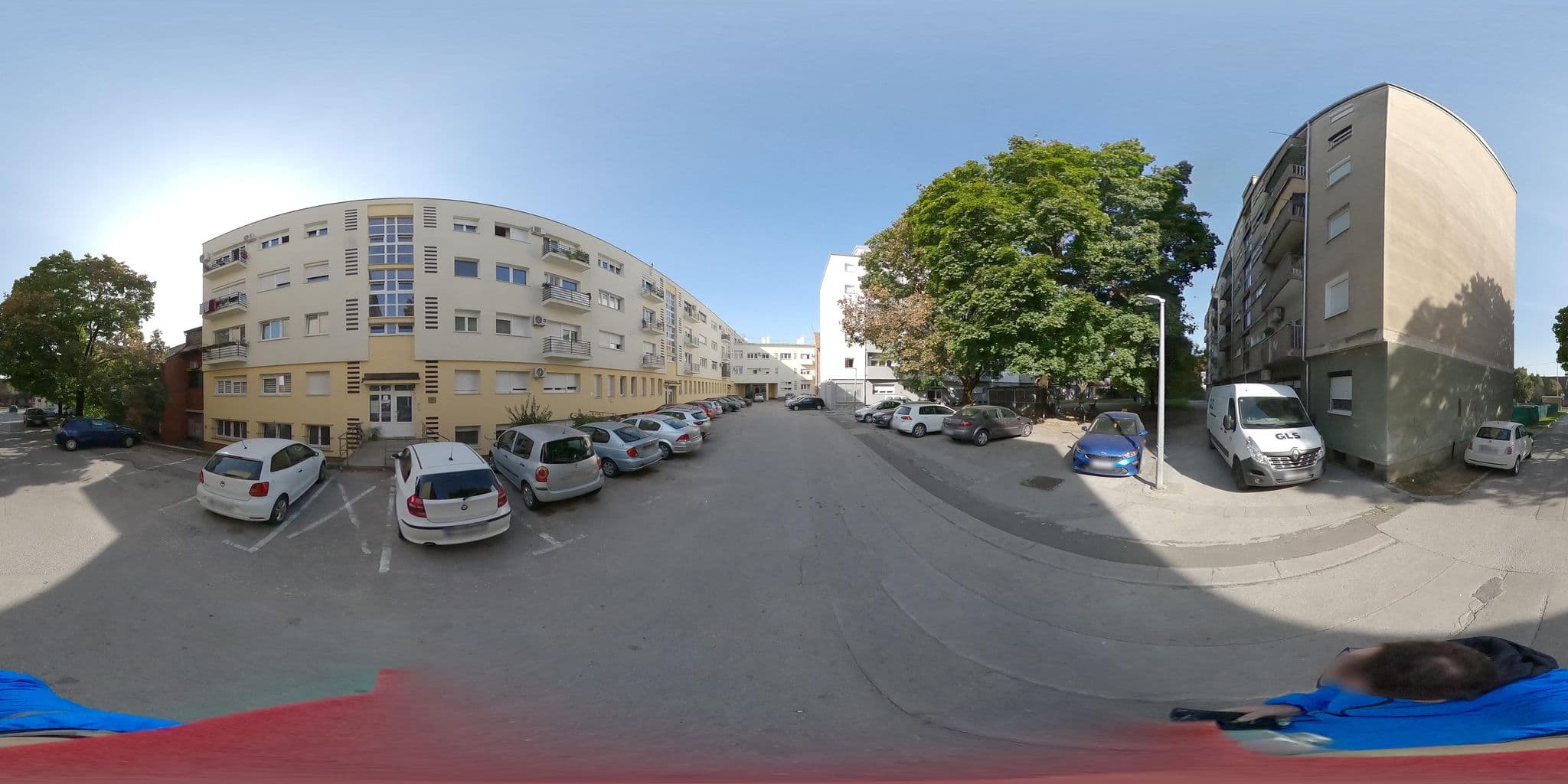 Street view near Apartman "MAXIMUS", Čakovec — © geoprem (CC BY-SA · Mapillary)