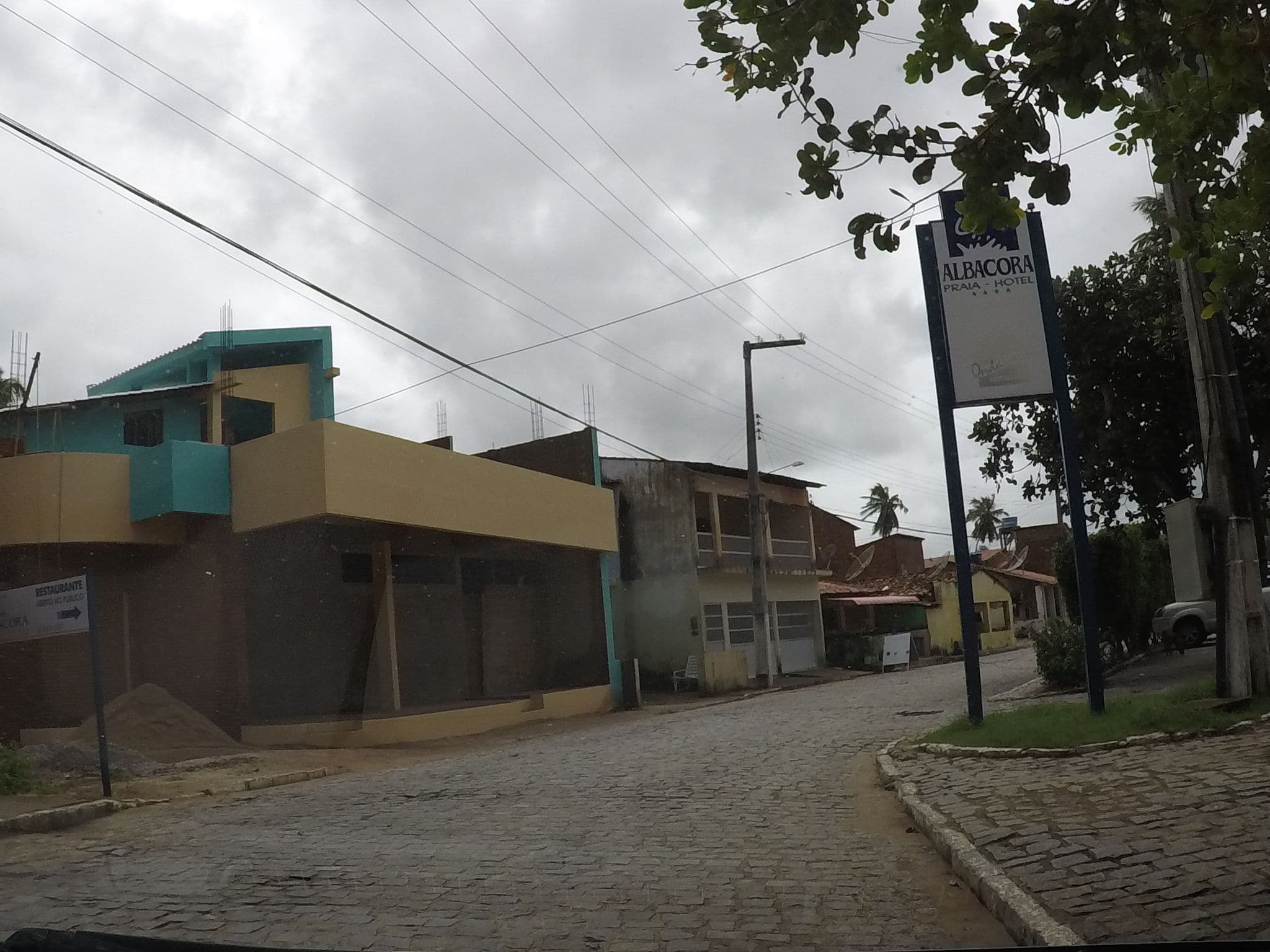 Street view near Albacora Praia Hotel, Japaratinga — © luizruiz (CC BY-SA · Mapillary)