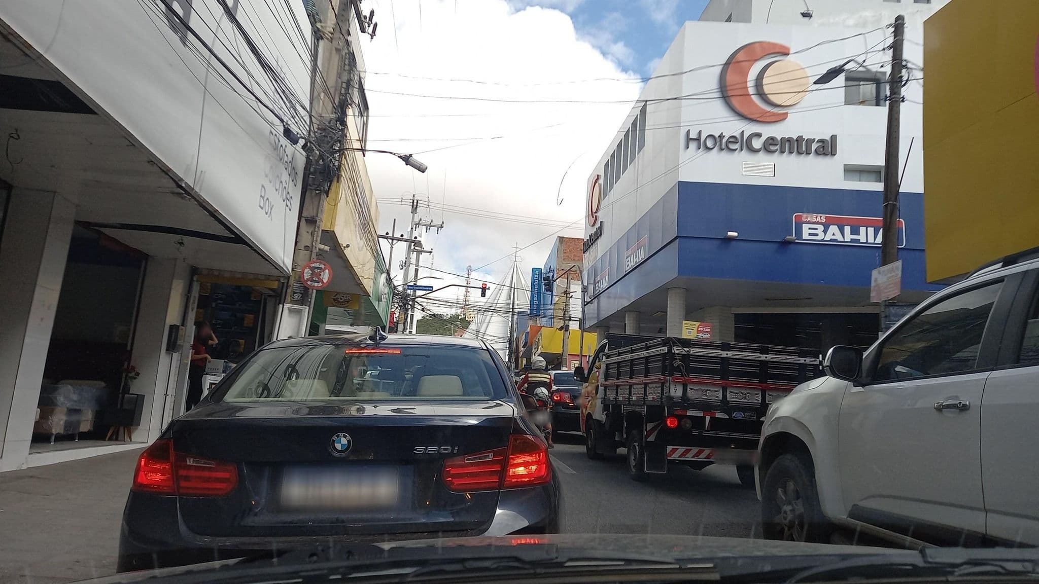 Street view near Hotel Central, Caruaru — © raphaelmirc (CC BY-SA · Mapillary)