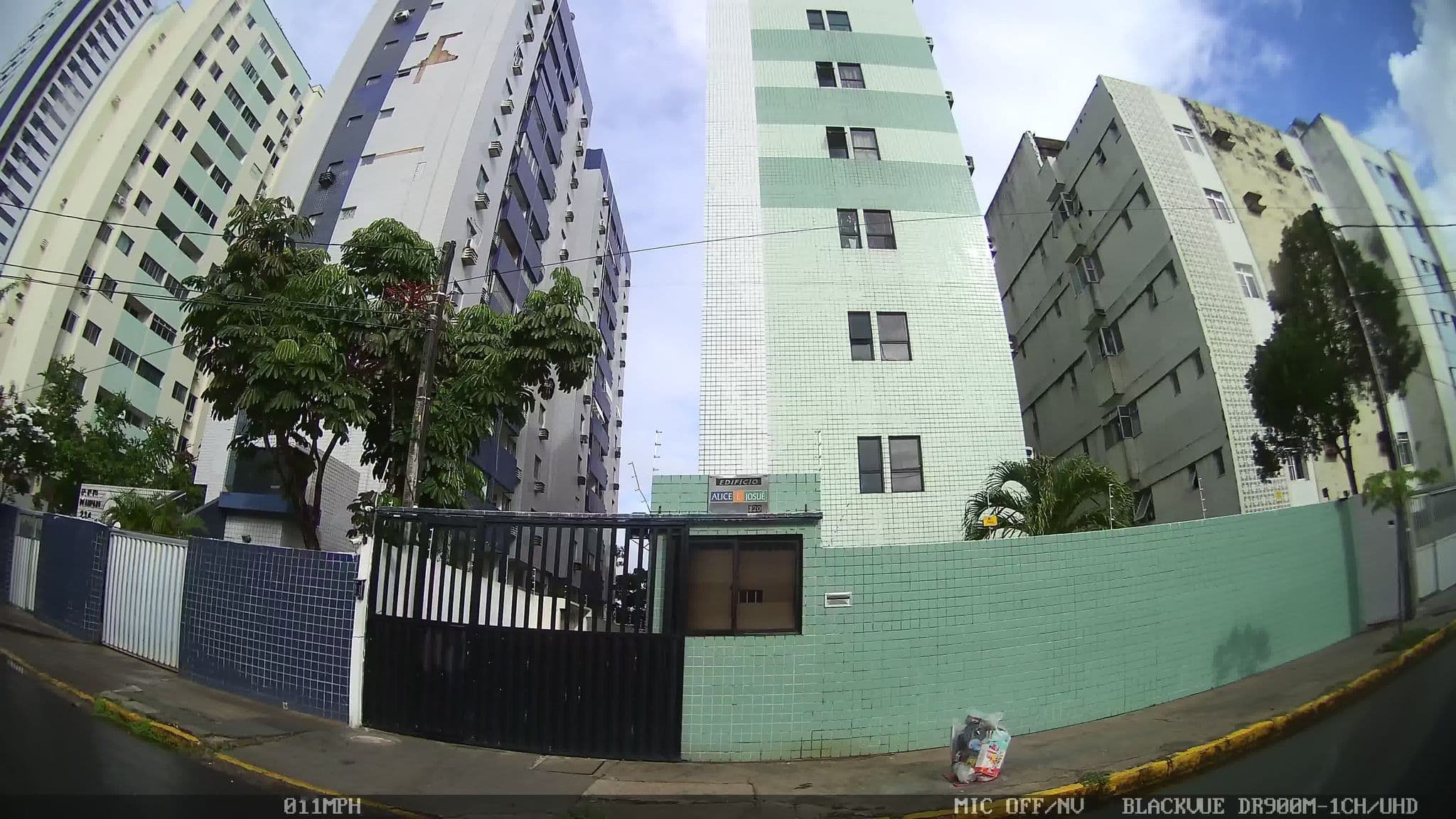 Street view near hotel sobrado, Recife — © kaart_4 (CC BY-SA · Mapillary)